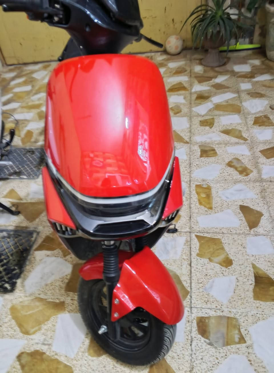 ماطور شحن نضافه فوول كلشي شغال بي السعر 550 وبي مجال للتواصل عل رقم ***********
