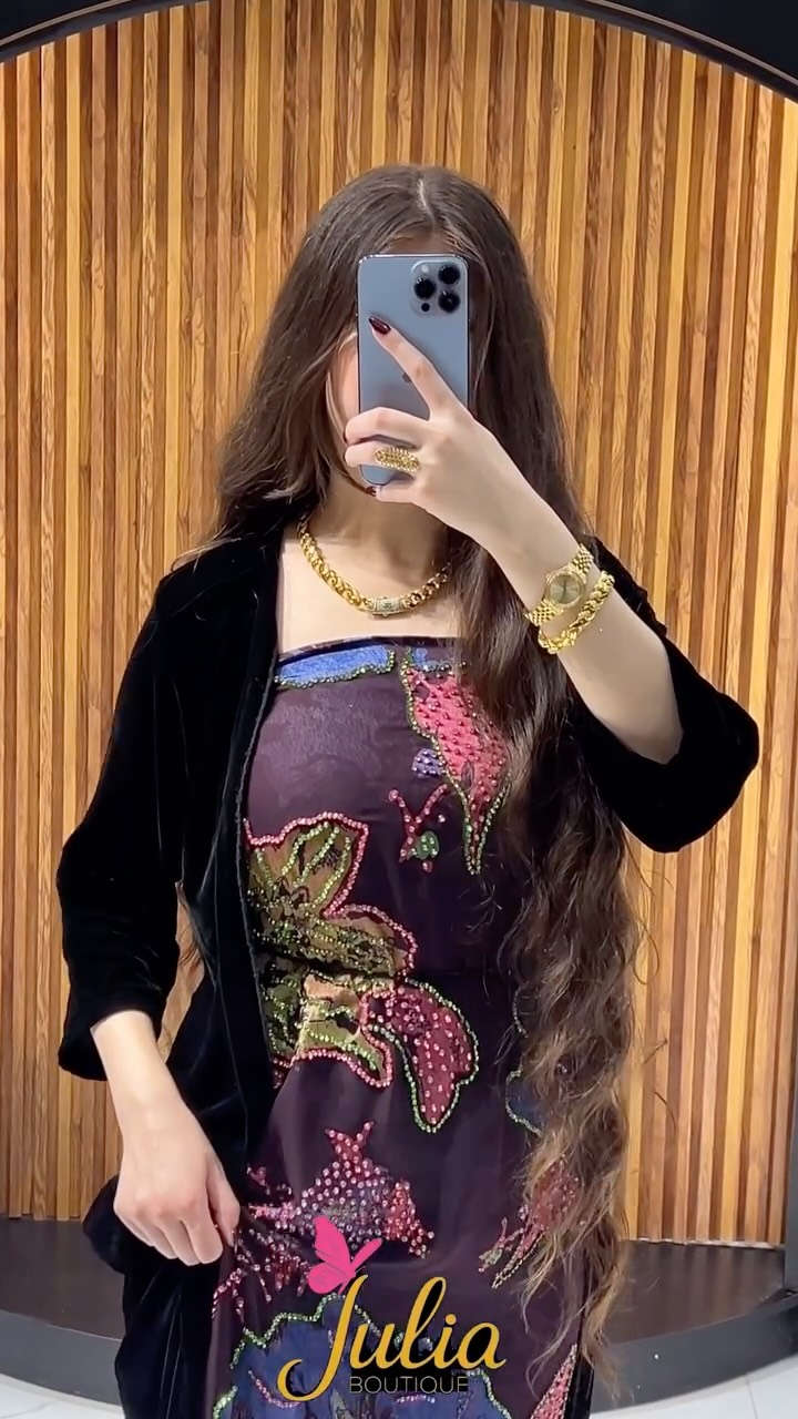 جوليا بوتيك • بوتيك • ملابس