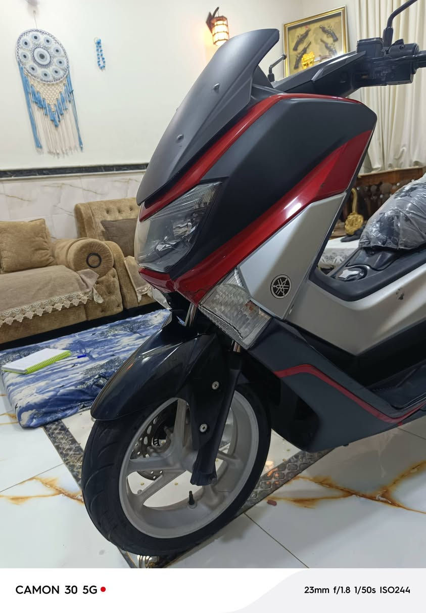 دراجة أن ماكس موديل 2018 دراجه مكينه مكفولة نازله من رمبه قبل 7 أشهر دراجه جبته ماشيه من رمبه 63 ألف هسه ماشيه 68 ألف دراجه بيها استان حساس السعر 1625 بيها مجال الطيبين العنوان واسط الصويرة رقم ***********

نص مكتوب في الصور:
- CAMON 30 5G
- 43mm f/1.8 1/50s ISO475
- CAMON 30 5G 43mm f/1.8 1/50s ISO374
- 23mm f/1.8 1/50s ISO336
- 23mm f/1.8 1/50s ISO325
- CAMON 30 5G 23mm f/1.8 1/50s ISO244
- 23mm f/1.8 1/50s ISO272