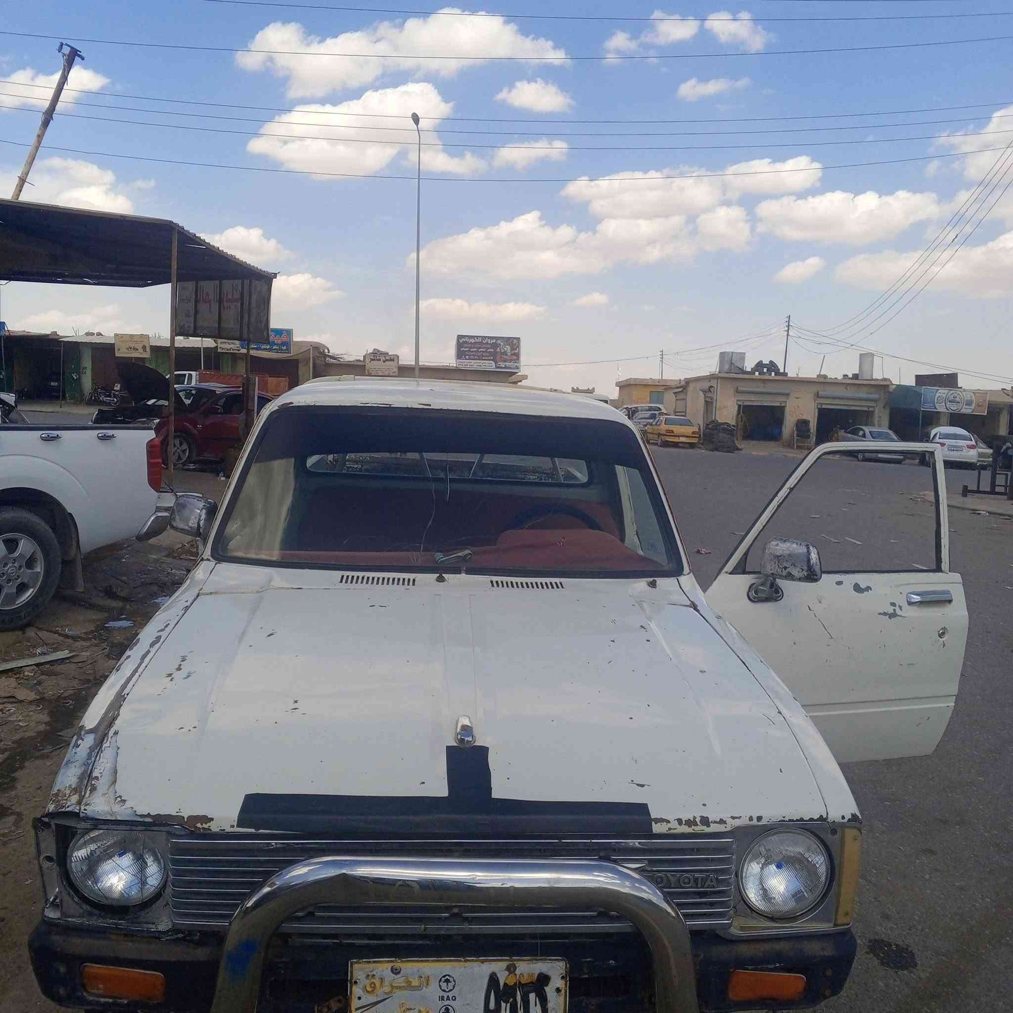 بكم موديل  82 كير محرك شرط سياره جازه من كل عيب شرط التحويل سعر
***********
