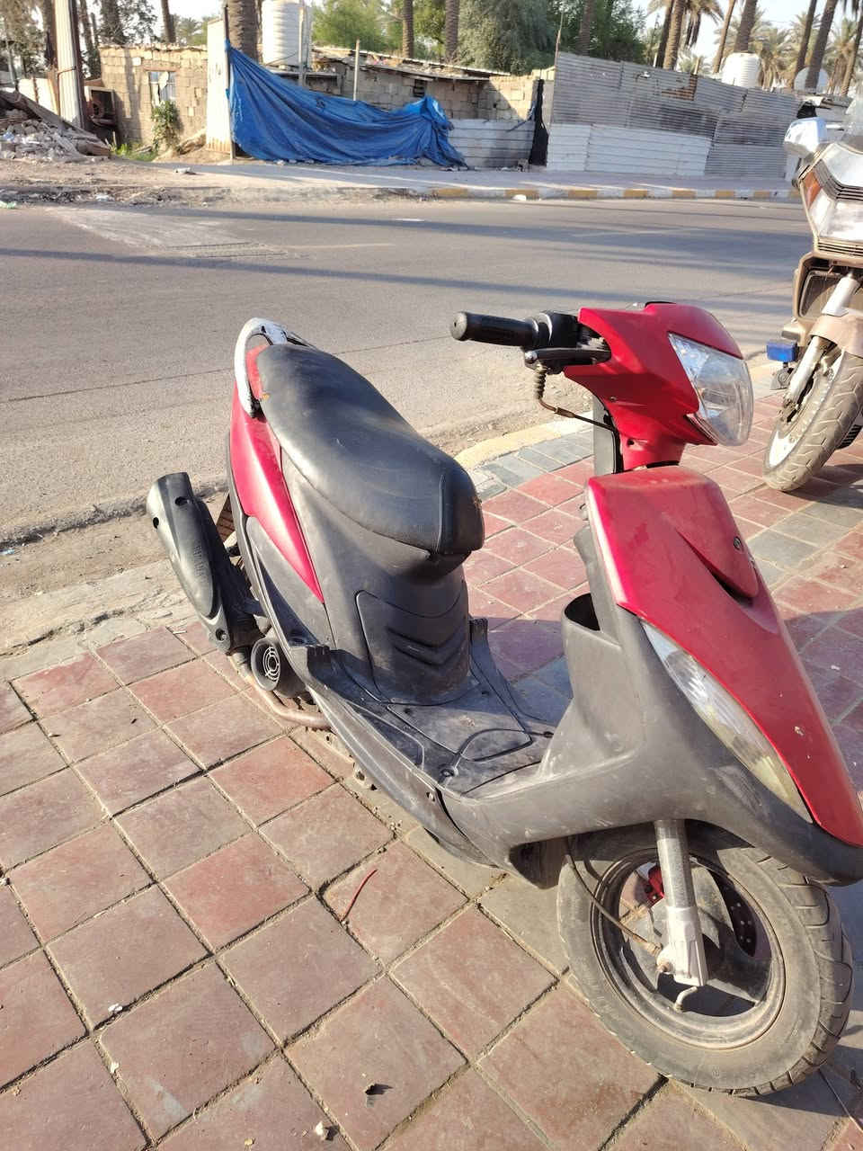 سلام عليكم دراجه ماكس مزوده كالمله اوراق منا فيس السعر 450وبيه مجال مكاني بغداد جسر ديالى القديم 
رقمي ***********
