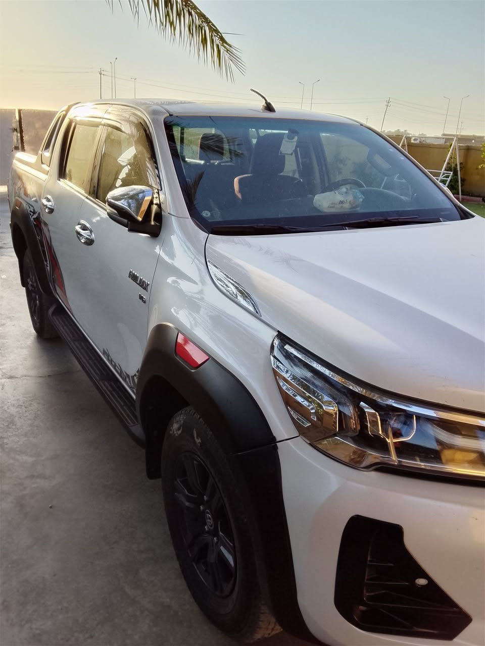 السلام عليكم 
TRD 6V 
للبيع مكفولة كفالة عامة 
موديل 2024
فول مواصفات 1/1
رقم الشمالي أربيل 
السعر 355 وبيه مجال بسيط جدا 
العنوان بغداد المشاهده 
للاستفسار الاتصال على الرقم التالي 
***********
