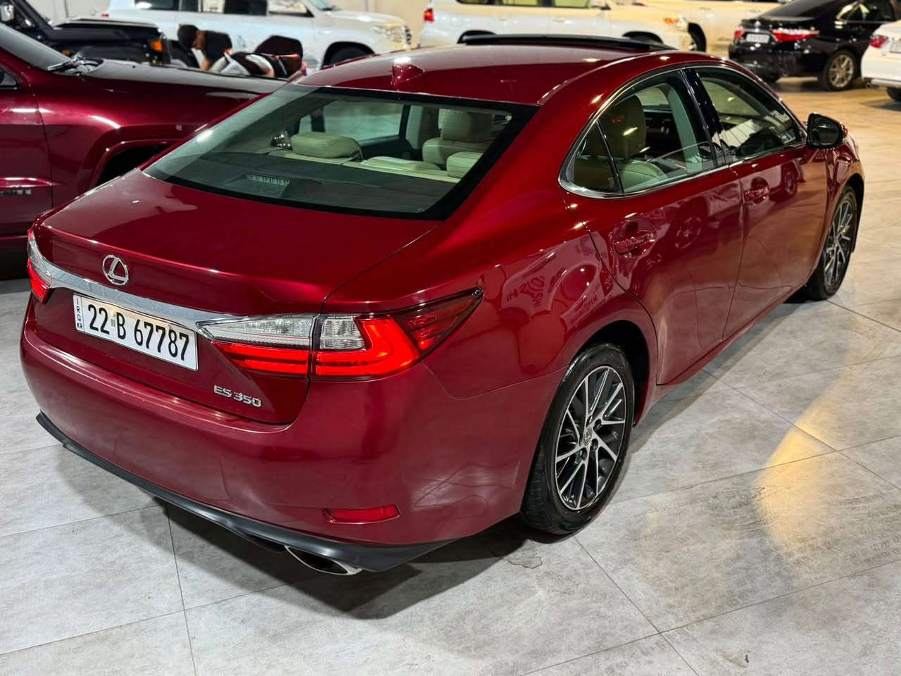 ﷽
                                                 LEXUS ES350 2016
◽️ليگزز ES 350 موديل 2016 فول مواصفات
🔹لون مميز ( ماروني ) 
        ~~~~~~~~~~~~~~~~~~~~~~~~~~~~~~~~~
مكان🌇: سليماني               
سعر💵: 158$🔐
 ☎️موبايل / ***********
                   *********** واتساب
        ~~~~~~~~~~~~~~~~~~~~~~~~~~~~~~~~~
◽️محرك V6 3.5L سته سلندر
🔹گير و محرك بشرط مامفتوح ✅
بدون صوت بدون صرف و خلل بشرط فحص
🔹ماشيه 80 الف حقيقي📦✅

▫️بيها {{ بنيد و نص قبغ جنتة صبوغ }} بدون داخل❌
🔹سيارة جديد حيل حيلوة نضيفة📦

◽️مواصفات
{{ بصمة - فتحة - داخل بيجي و قهواي  - رادار أمامي و جانبي   - كشنات جلد - كشن تتفيىة و تبريد - كشن و ستيرن كهربا - كشن خزن  - شاشة - ماوص - تبريد مركزي - نيزامي أيكو - نيزامي سبورت - لايت ليدو زينون - مراي شفت - ڤوليوم - بلاجكتور - بعد هواي مواصفات }}

◽️اربع تاير و ويل بيلادي جديد بدون مصروف
🔹نظافه ١٠٠٪؜ كامل سيرفس بدون نقص و بدون مصرف
🔹بسميً السنويه بشرط تحويل و خرامه
🔹سنوي و رقم و هزة كلها جديد
سياره مابيها دينار مصرف كامل من كل نواحي

نفسي يوم /تحويل و كاله حاظر
مكان / داخل سليمانيه🌆
        ~~~~~~~~~~~~~~~~~~~~~~~~~~~~~~~~~ السليمانية, العراق
