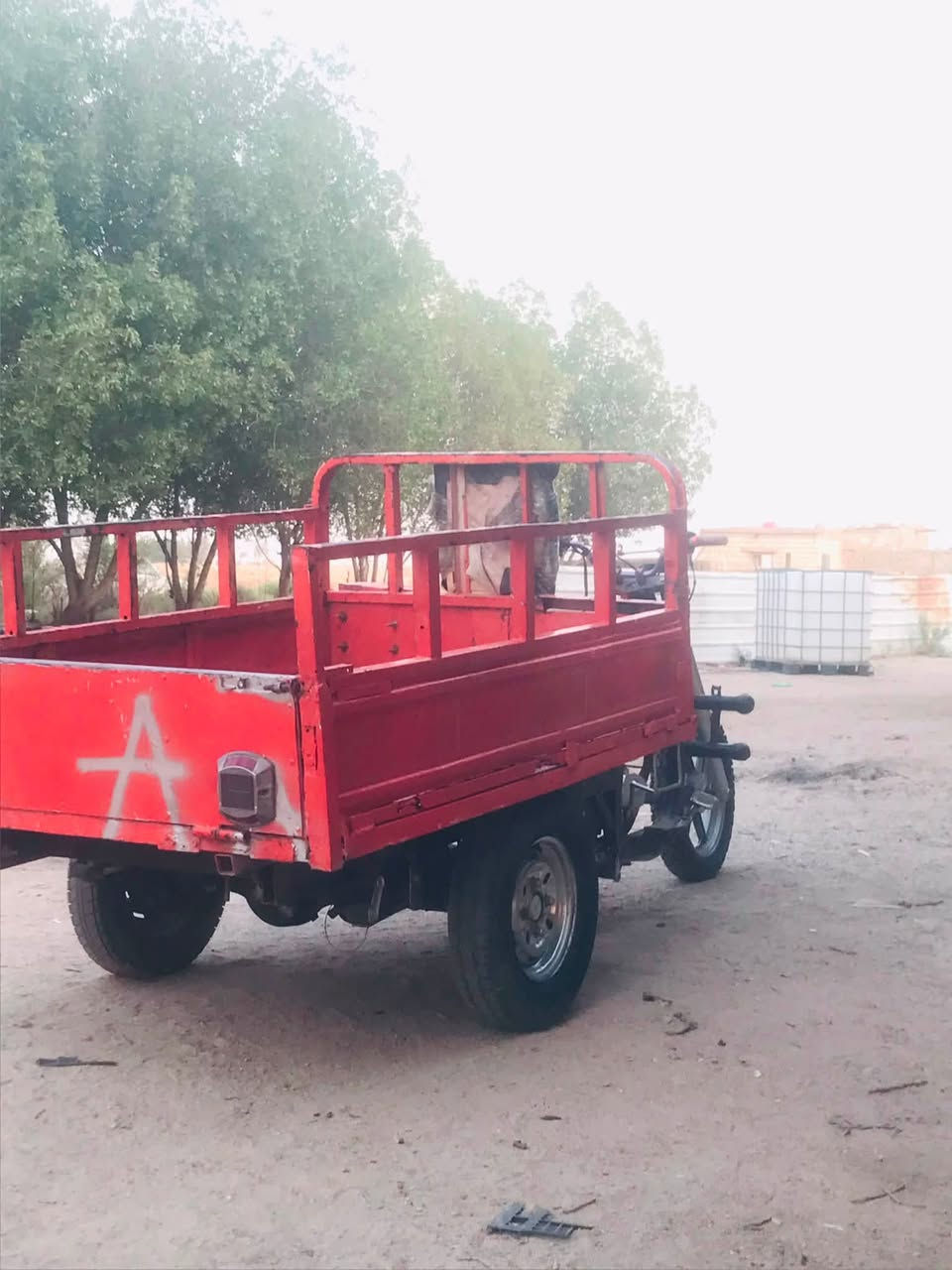 سلام وعليكم ستوته MTAR للبيع محرك نضيف بدون بخار 200 شاصي مكفول تخم تاير صدر جديد ويل جمره جديد گير بوكس جديد جاهزة على اخر حبايه السعر ٨٠٠ وبيها مجال للشراي مكاني خور الزبير للستفسار ***********

