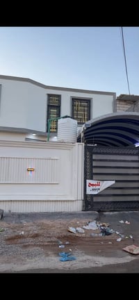 الصالحيه • ٢٤٠م • غرفتين
