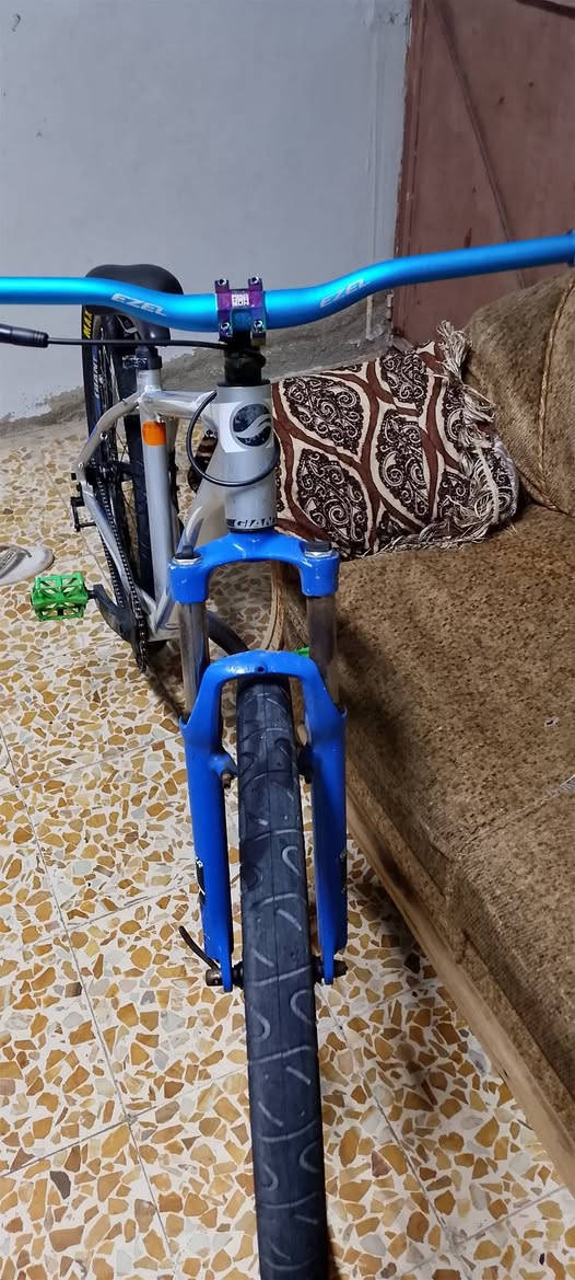 باسكل للبيع
شركه معروفه جانت ✅
مزود كامل ✅
بطيخه ام الصوت ✅
تايات MAXXIS✅
تك مكينه ✅
شيال ✅
جفات ✅
ستيرن 90+ركبه سبع الوان ✅
يده شاومي ✅
باسكل كامل مكمل ✅
شراي تعال خاص او عل رقم 👈🏼***********
السعر خاص ✅
