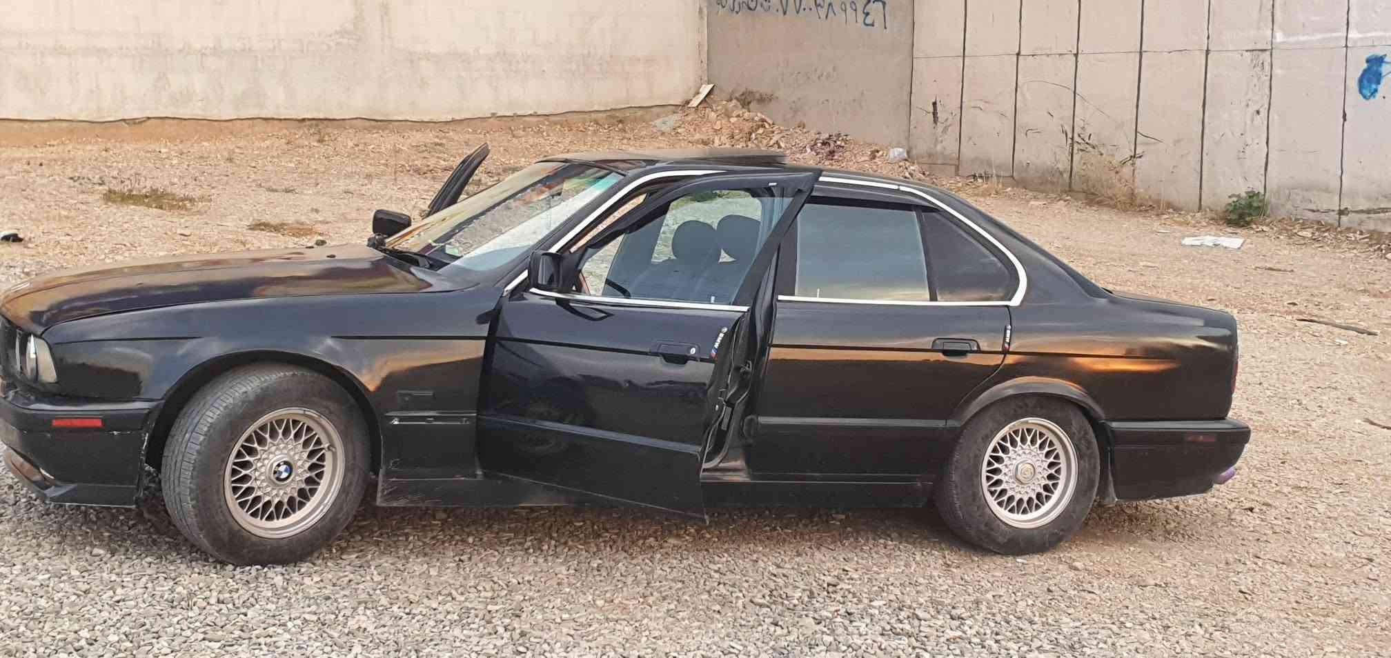 بي ام دبليو M5 • ١٩٩٠ • السليمانية