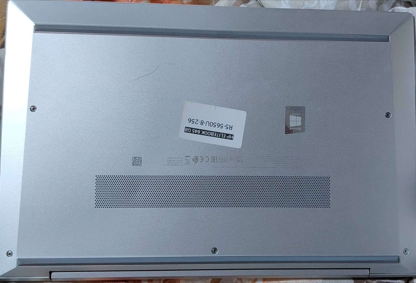سلام عليكم 
لابتوب hp للبيع استخدام جدا قليل جهاز نظيف السعر ٣٩٠ 
للتواصل ***********

نص مكتوب في الصور:
- الإعدادات النظام حول qasar alkaldy qasar7378@outlook.sa الصفحة الرئيسية النظام والأجهزة Bluetooth الشبكة والإنترنت إضافة طابع شخصي التطبيقات الحسابات اللغة والوقت الألعاب إمكانية الوصول الخصوصية والأمان Windows Update 29°C عائم جزئيا بحث العثور على إعداد المعالج AMD Ryzen 5 PRO 5650U with Radeon Graphics (2.30 GHz) ذاكرة RAM المثبتة ٨,٠٠ غيغابايت (٧,٣١ غيغابايت مستخدم) معرف الجهاز 96DA7220-2315-46BC-B1F2-936D4E958F2D معرف المنتج 00331-10000-00001-AA438 نوع النظام نظام تشغيل بإصدار ٦٤ بت ومعالج يستند إلى x64 القلم واللمس لا يتوفر إدخال باللمس أو بالقلم لجهاز العرض هذا ارتباطات ذات صلة المجال أو قاعدة المعارف حماية النظام إعدادات النظام المتقدمة مواصفات Windows الإصدار Windows 11 Pro الإصدار 25H2 تم التثبيت في ٢٠٢٦/٠٤/١٧ إصدار نظام التشغيل ٢٦٣٠0,٨٦٥٥ حزمة الميزات حزمة تجربة مزايا Windows 1000.26100.315.0 اتفاقية خدمات Microsoft شروط ترخيص برامج Microsoft CE نسخ تنشيط Windows انقتل إلى الإعدادات لتنشيط Windows
- qasar alkaldy qasar7378@outlook.sa الإعدادات الصفحة الرئيسية النظام والأجهزة Bluetooth الشبكة والإنترنت إفشاء طابع شخصي التطبيقات الحسابات اللغة والوقت الألعاب إمكانية الوصول الخصوصية والأمان Windows Update النظام > حول العثور على إعداد المعالج AMD Ryzen 5 PRO 5650U with Radeon Graphics 2.30 GHz ذاكرة RAM المثبتة ٨,٠٠ غيغابايت السرعة: ٢٤٠٠ MT/s بطاقة الرسومات 496 MB AMD Radeon(TM) Graphics مساحة التزين 238 GB GB ٢٣٨ من GB ٤٨ تم استخدام الطراز HP EliteBook 845 G8 Notebook PC إعادة تسمية هذا الكمبيوتر نسخ مواصفات الجهاز اسم الجهاز القيصر الابهر المعالج AMD Ryzen 5 PRO 5650U with Radeon Graphics (2.30 GHz) ذاكرة RAM المثبتة ٨,٠٠ غيغابايت (٧,٣١ غيغابايت مستخدم) معرف الجهاز 96DA7220-2315-46BC-B1F2-936D4E958F2D معرف المنتج 00331-10000-00001-AA438 نوع النظام نظام تشغيل بإصدار ٦٤ بت ومعالج يستند إلى x64 القلم واللمس لا يتوفر إدخال باللمس، أو بالقلم لجهاز العرض هذا تنشيط Windows انتقل إلى الإعدادات لتنشيط Windows
