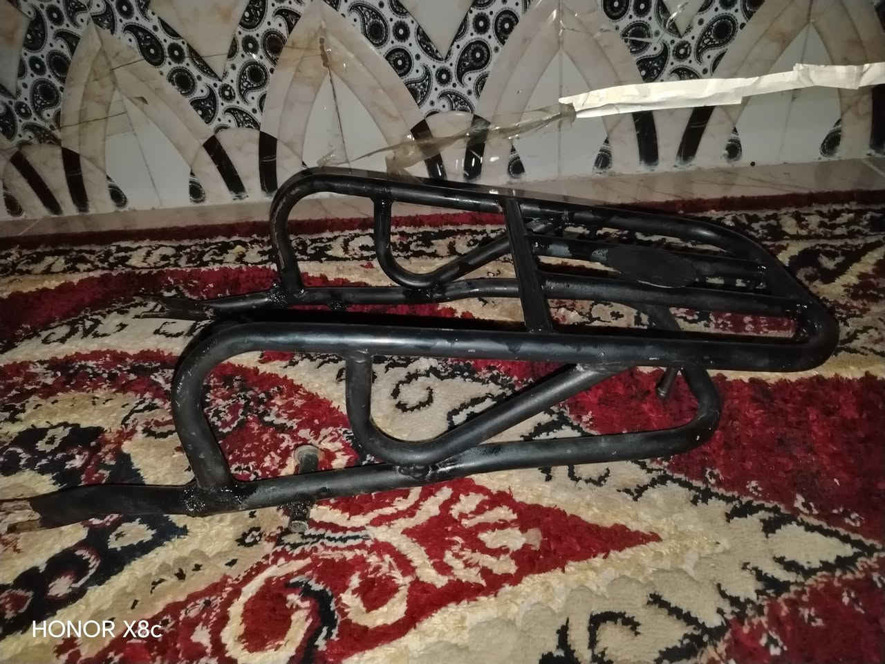السلام عليكم عندي سوبايه للبيع سعر خاص ***********

نص مكتوب في الصور:
- HONOR X8c