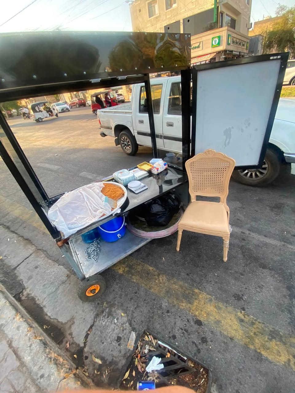 عربانه للبيع سعر ١٤٠ بيها مجال مكان بغداد حريه تواصل ***********
