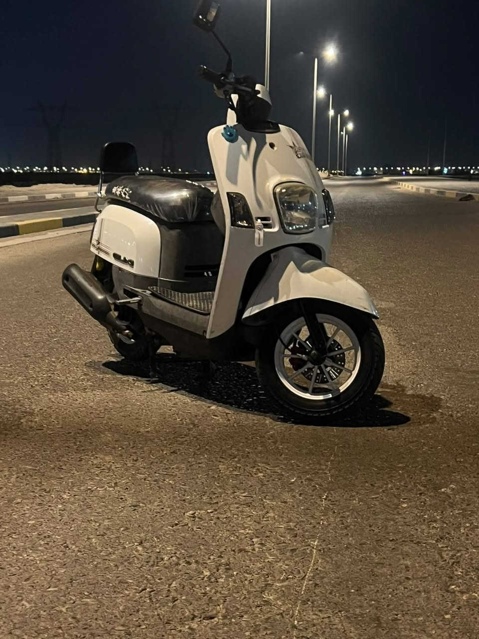 بوليس نوزل • موديل ٢٧ • ابيض