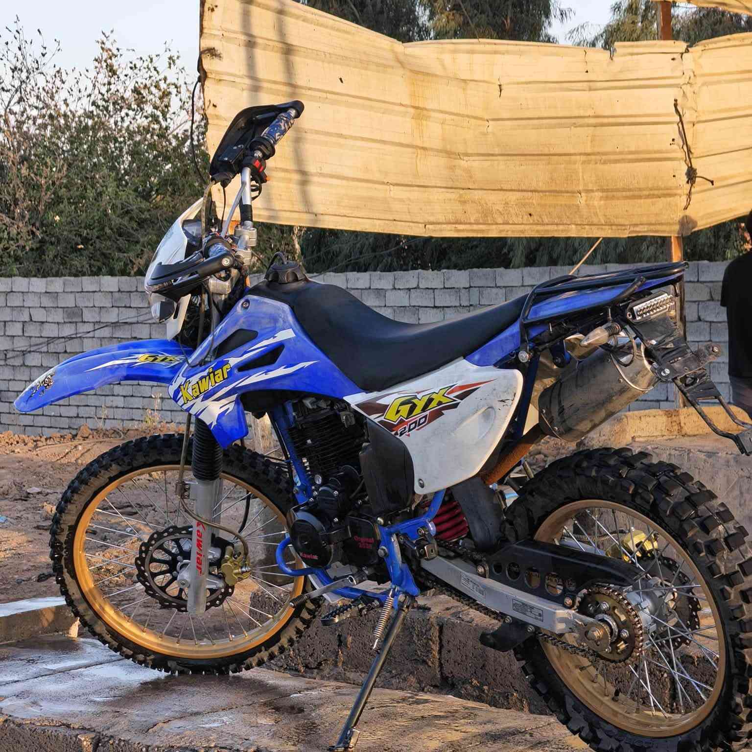 السلام عليكم بيع مستعجل كاوير 250 محرك ستندر كهربائيات كلا شغاله دبلات شرط بعدو مامبنجر  بي لحيم جيها وحده ونطي شرط بي لاتوضيج لاكثر المكان جنوب الموصل قريه السفينه ***********
