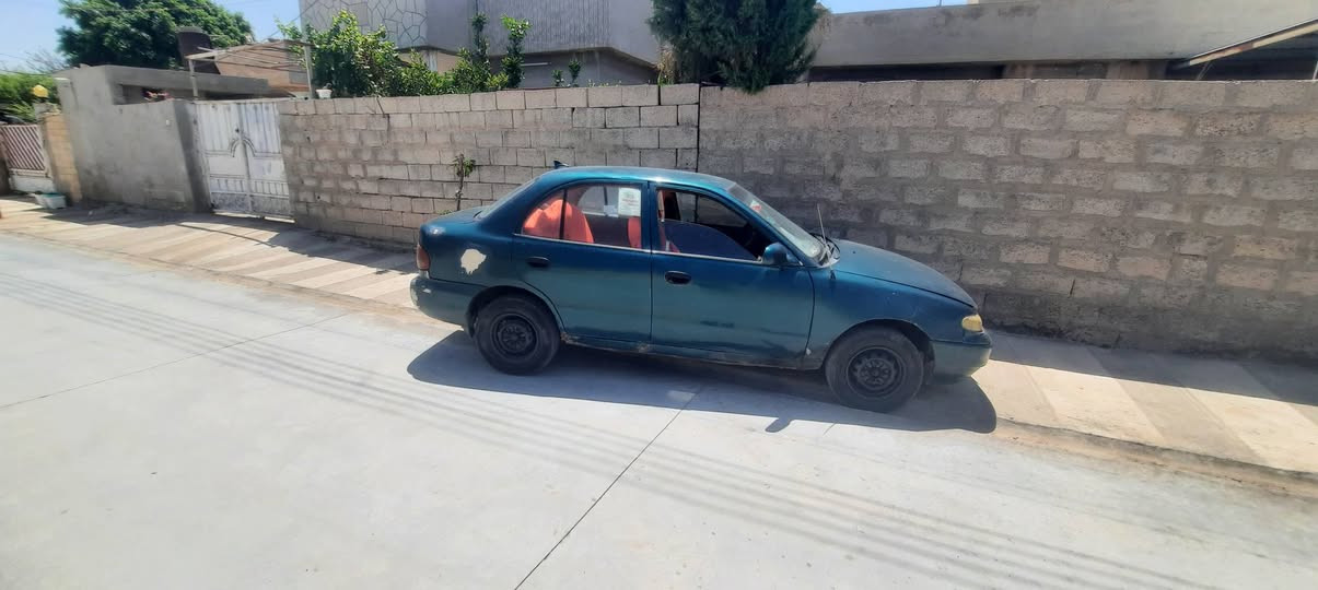 للبيع و مراوس هوندا اكسنت موديل ١٩٩٥ ره قم ديالة مشروع وطني  سنوي جديد شرط تحويل بيتاقةبانزي مابي سعر ١٤ بي مجال  تفاصيل بل خاص او ره قم موبال *********** ايزا مو شراي لات خابر
