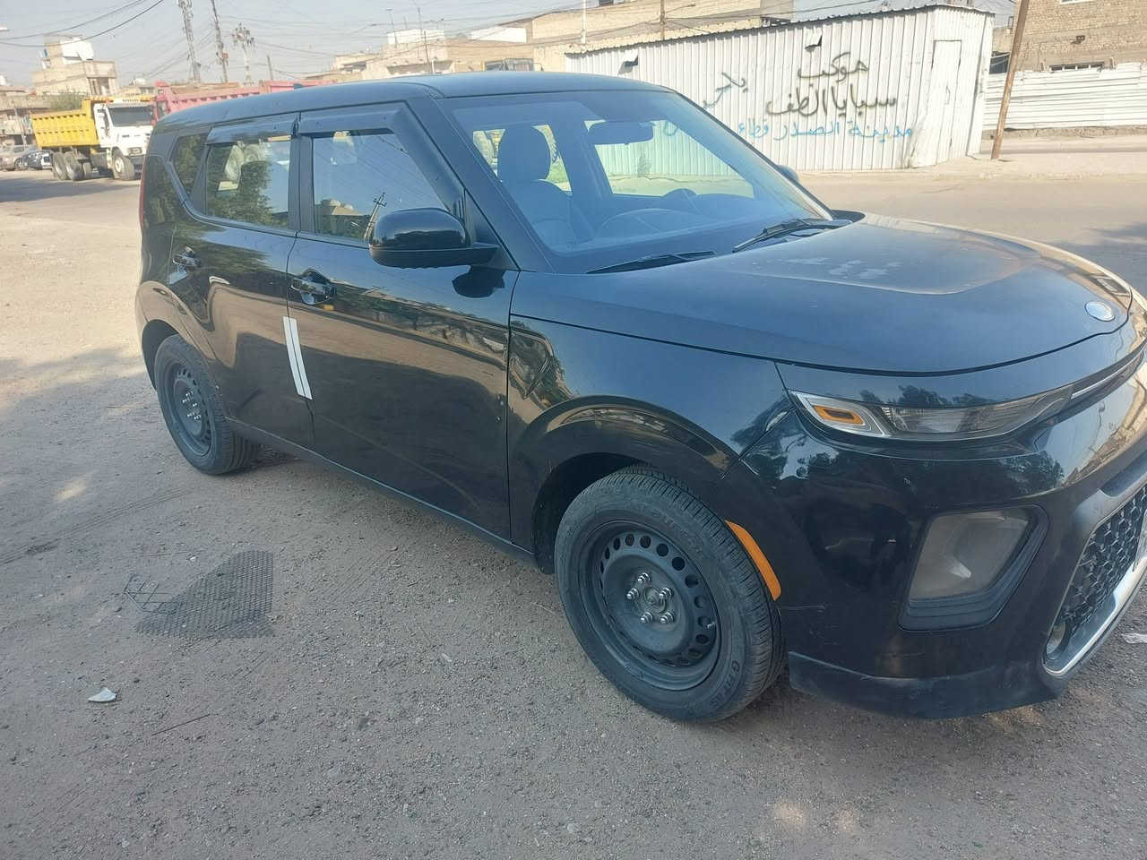 السلام عليكم 
كيا صول ٢٠٢٠ للبيع وارد أمريكي
مكينة ٢٠٠٠
صور الحادث مرفقة بالمنشور مع السونار 
رقم بغداد دولي 
السعر ١٠٧ وبيه مجال 
***********
