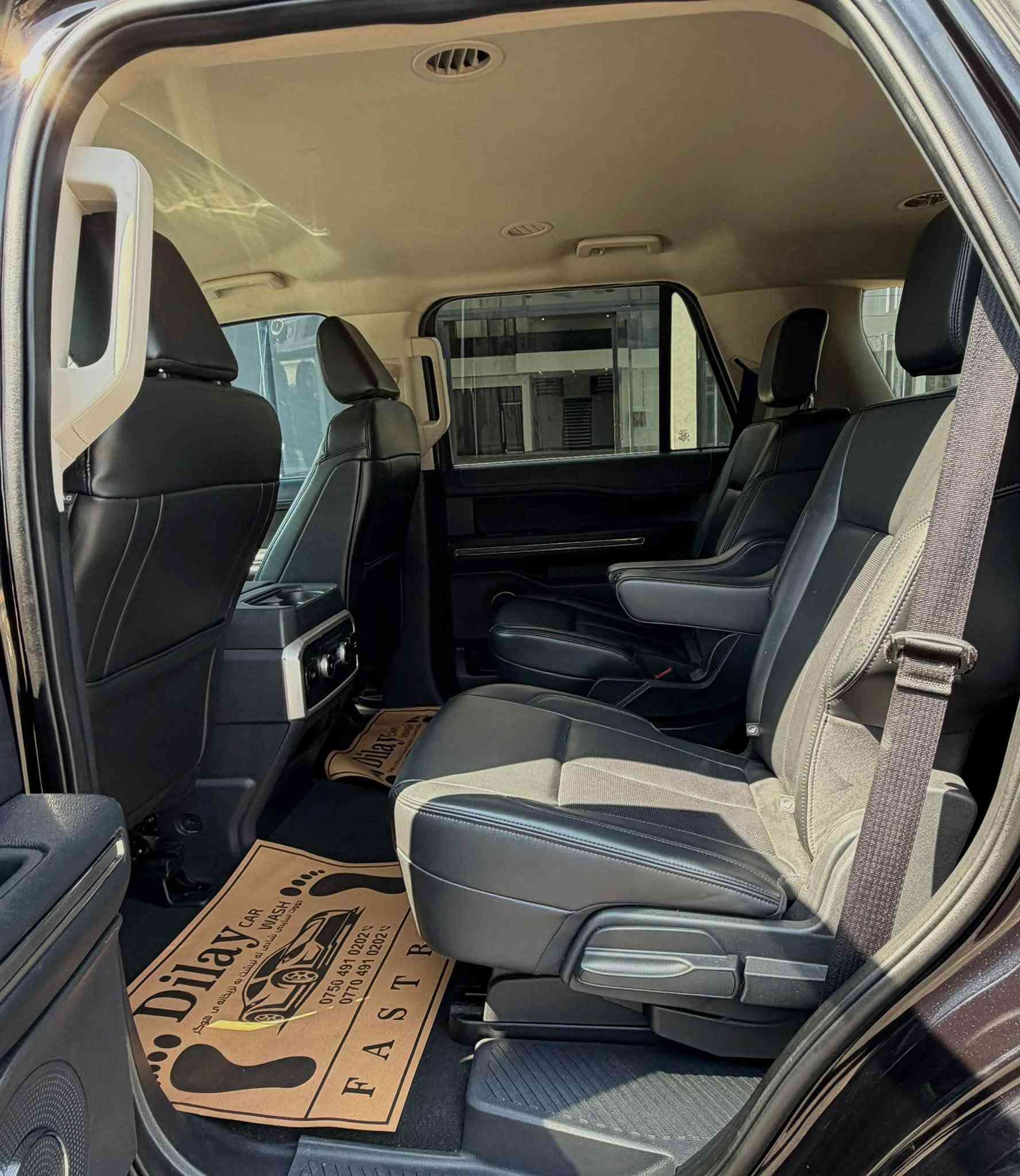 FORD EXPEDITION XLT 2024
فورد اكسبدشن ٢٠٢٤ xlt
مواصفات فول ماعدة بانوراما
شانصي قصير
ضرر بونيد جالمغ تبدل شركة 
ارباك سترن سيستم
بدون دواخيل 
83الف ميل ماشي
صورة حادث موجود⬇️
سعر بدون رقم 295$ 
تترقم شيمالي 
مكان اربيل
الاستفسارات اكثر ⬇️📞
***********
