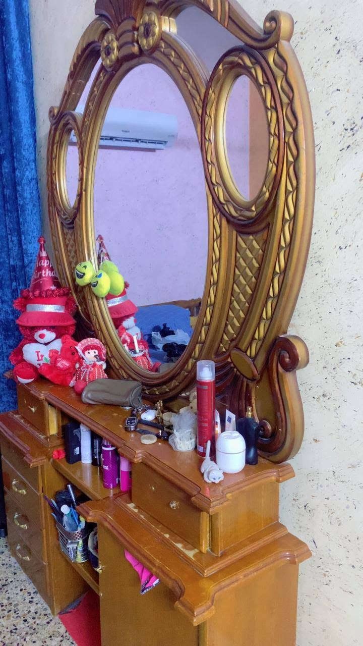 سلام عليكم غرفه صاج داخل وخارج صاج صور معروضه كدامكم نظافه وحلوه ولاعندي اطفال ٨ قطع  بيع مستعجل مكاني بغداد جميله السعر ٤٥٠ بيها مجال كلش بصيط
***********  
سلام عليكم غرفه صاج داخل وخارج صاج صور معروضه كدامكم نظافه وحلوه ولاعندي اطفال ٨ قطع  بيع مستعجل مكاني بغداد جميله السعر ٤٥٠ بيها مجال كلش بصيط
