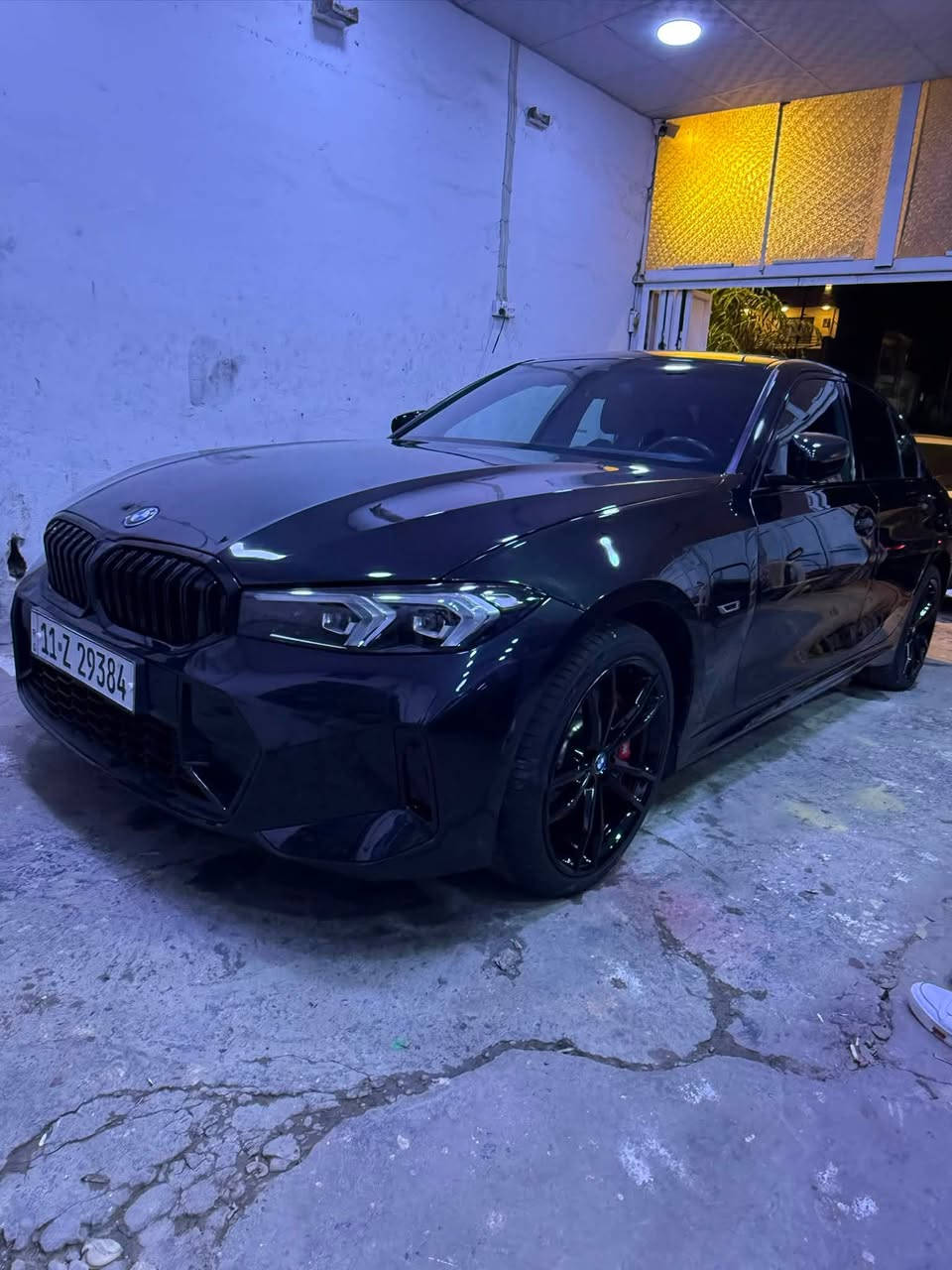 السلام عليكم
للبيع BMW موديل 2023 
ماشيه 45 الف كيلو 
صوره الحادث مرافقة مع المنشور 
حادث السيارة جاملغ وبنيد 
مكان السيارة بغداد المنصور 
للاستفسار اتصل على الرقم 
*********** متوفر واتساب
