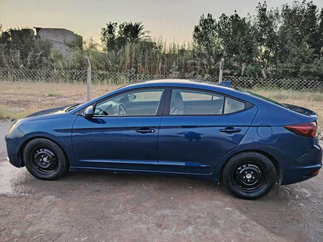 السلام عليكم اريد مراوس ويا BYD
 النترا موديل ٢٠٢٠  بدون ايرباك بدون تبديل ليبل واحد رقم بغداد باسمي تحويل مباشر
رادارات امامية وخلفيه وجانبية
 تحديد مسار
 شاشة كبيرة 
محرك 2000 دوش
كير At 
السياره مسويله ادامه كامله وتخم تاير وباتري جديد مدوشم ارضيه 
زارعله عدسات زنون
جاهزه ع الاخر
حادثها جاملغ خلفي كلش بسيط عنوانها بغداد الدوره 
السعر 125
***********
***********
