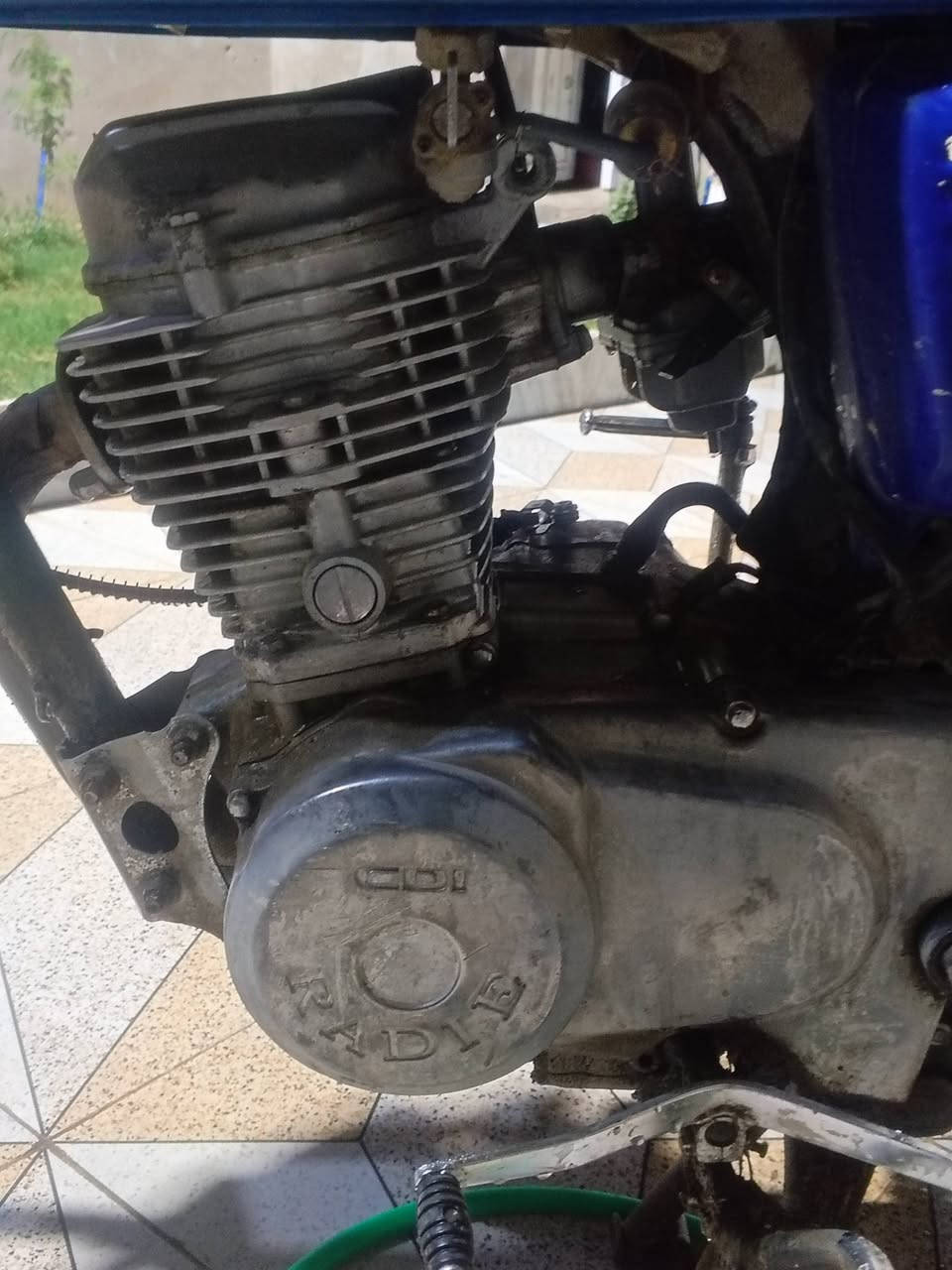 مكينه للبيع ارشه 20 للبيع كلشي مابيها خير من الله ل تفيده يراسلني واتساب او تتصل *********** موشراي لاتعبني اريدها ب 100
