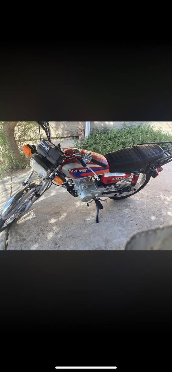 سلام عليكم  دراجه للبيع 25 وراق 7  نامه متياز فول شلعه معدله  وهاذا رقمي ***********.سعر 625

