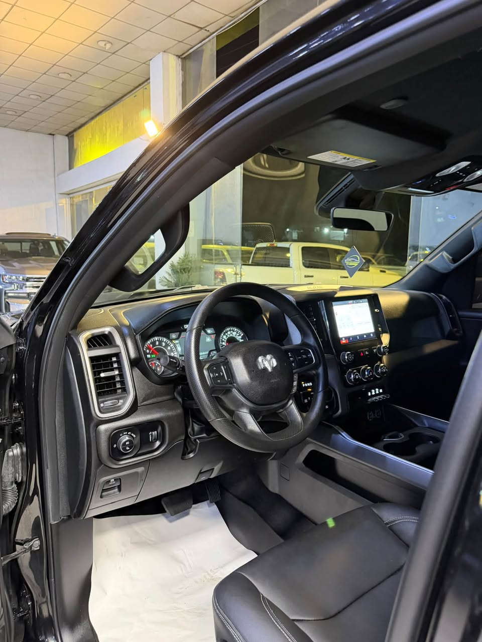 Dodge Ram
2025 warlock
V6 - 3.0L - 4x4
بسمه
كاميره
باب طويل
بودى قصير
دبل اكسل
رادار
ئوتو ستوب
ويل 22
16.000 mile
٢ قتعه صبخ 
1 قتعه بدل بلادى 
سعر 335 
***********
أربيل شارع ١٠٠م 
معرض (مدينه)
