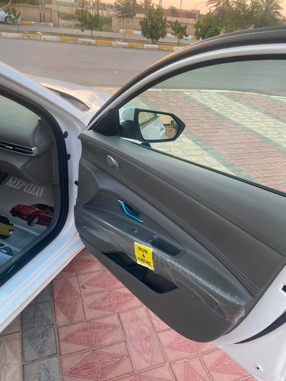 سلام عليكم انتره موديل ٢١ خليجه مكفوله بيها اربعه اصابع صبغ وباقي كفاله عامه وسياره بسمي مكان سياره ناصريه السعر ١٥٢ بيه مجال بصيط ***********
