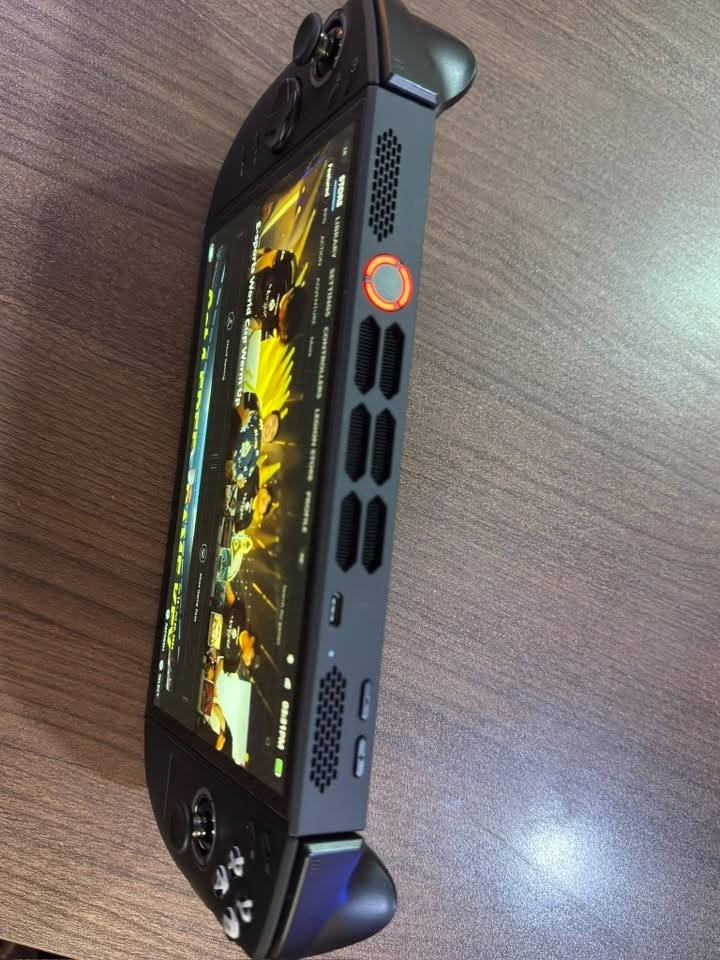 Lenovo legion go 2
CPU: AMD RYZEN Z2 EXTREME

RAM: 32GB

Storage: 1TB SSD

sd card sandisk extreme pro 1 TB

الجهاز نضافته 100%

استعمال قليل جداً

ويا كفر شاشه و cover للجهاز +كفر شاشه احتياط

ادابتر ugren متعدد المنافذ

السعر 1850

مكاني الموصل
***********
