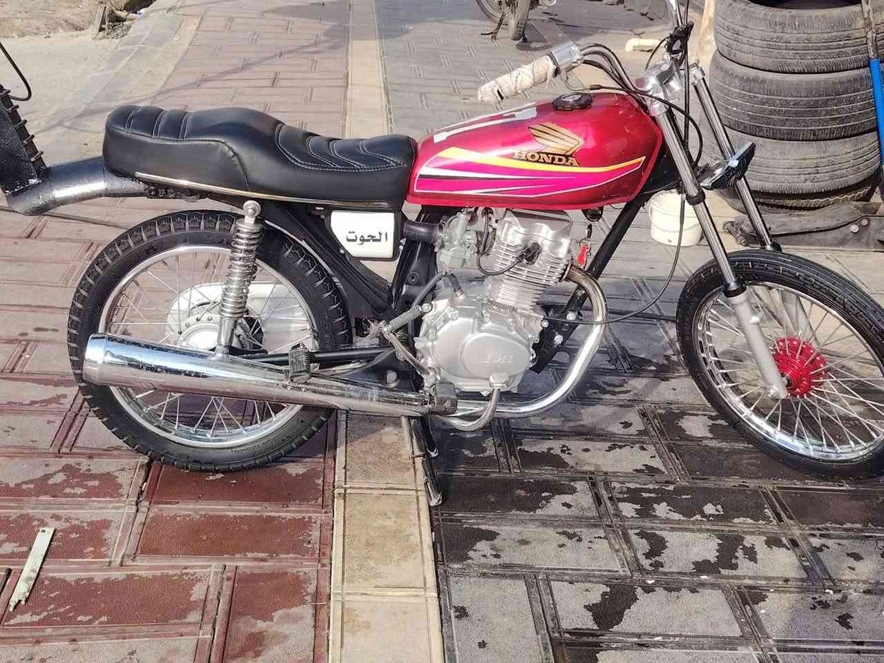 سلام عليكم درجه لبيع شاصي ارشه 18 اوراق اصولي درجه كفاله محرك برغي ما مفتوح سعر 750 بيها مجال قليل المكان ناصريه شطره ***********
