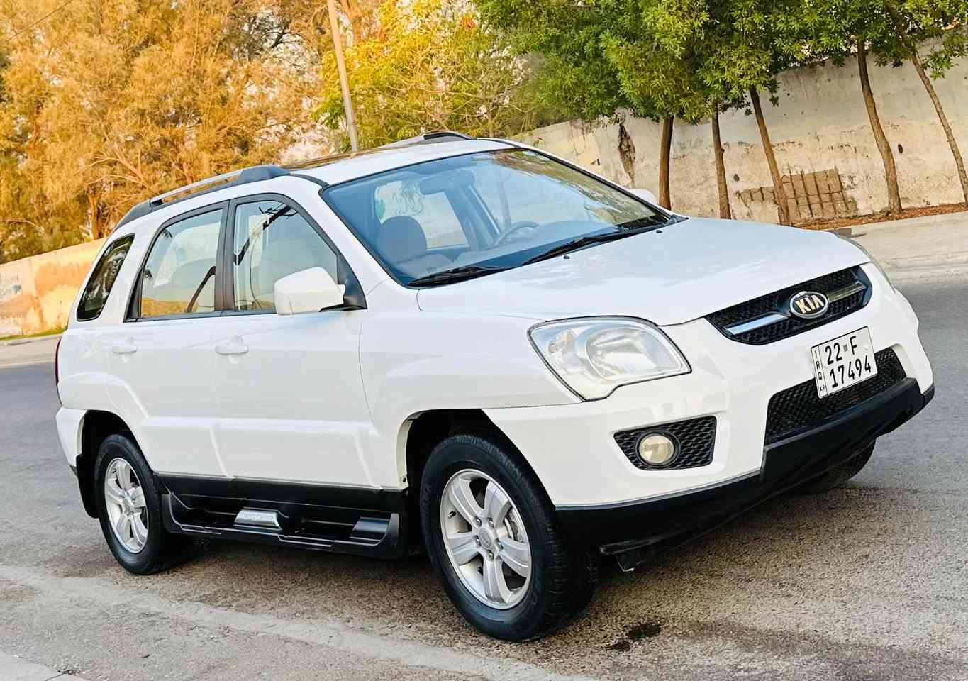 السلام عليكم 
للبيع كيا سبورتج 2010
المحرك 2000
فتحه سقف 
 خليجي
الداخل بيجي 
ماشيه 130 الف km
كفاله من الصبغ ولتبديل 
فقط دعاميه خلفيه صبغ 
السيارة گير ومحرك وتبريد مكفولات
التبريد ثلج 
رقم أربيل الجديد سنيه 2030  ( باسمي )
مكان السياره بغداد العامريه
السيارة جاهزه من كلشي
السعر 120 وبيها مجال جدا بسيط
***********
*********** بغداد, العراق
