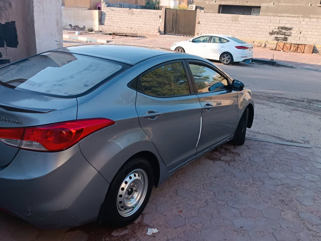 النترا 13 خليجي محرك 1600 كفاله ماعدا باب العبري مبدل اصلي وعندي لاصلي بي طخه زغيره  جاهزه من كلشي سنويه باسمي تنتهي السنويه سنه 2031 اريد تحويل بيع او مراوس بكورله 15او 16 او 17 رقمي ***********

نص مكتوب في الصور:
- ٩١
- Vo
- LTE
- ٣:٥٨
- ٢٨ تشرين الأول ٢٠٢٥
- ٤:٤١ م
- Google Lens
- ٢٨ تشرين الأول ٢٠٢٥ ٤:٤٢ م