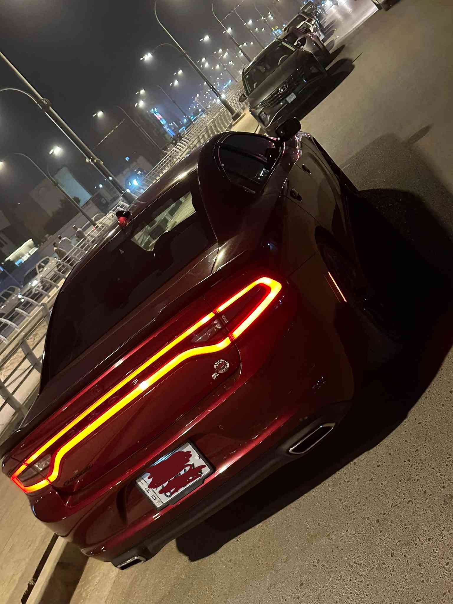 سلام عليكم 
للبيع دوج جارجر 2023 أمريكي حادثها 
البنيد بدون دواخل باقي سياره كفاله عامه ماشيه 40 ألف رقم بغداد باسمي شاشه كبيره سياره جاهزه للخير سعرها 220 وبيها مجال ***********
