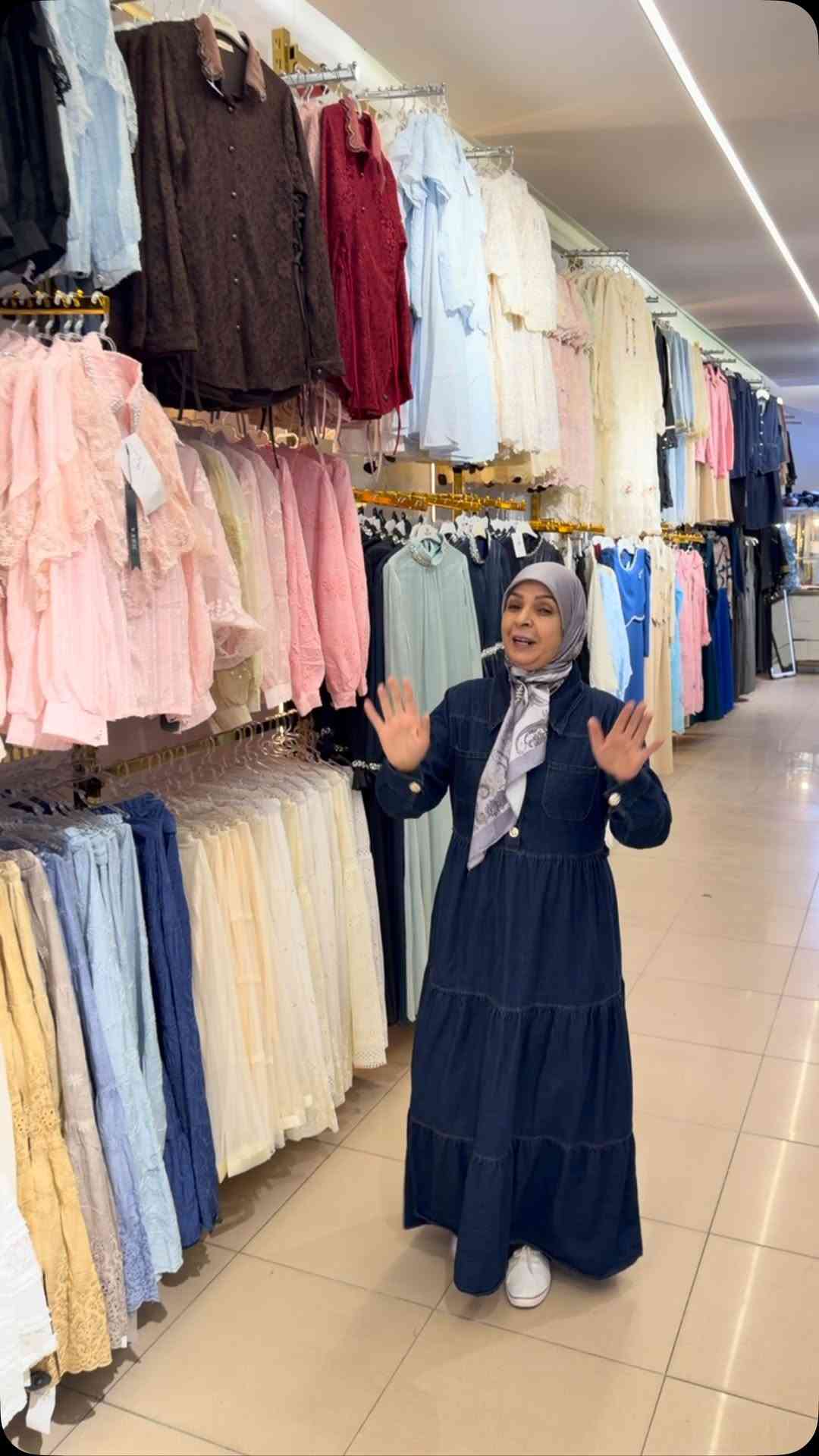عروض • ملابس