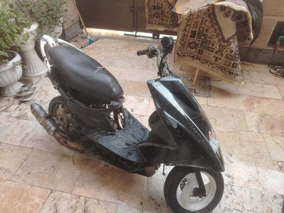 السلام عليكم درجة ماكس مضلع
الدراجه شغاله نقصهه عقل او الصونده مال
 
فاكيوم الدراجه سويت بيهه حادث واريد

 ابيعهه متوازي على بيعتهه السعر 125قفل ربع 

مينزل من سعرهه اذا مو شراي لا تراسل رقم 

الهاتف ***********واتساب فقك
