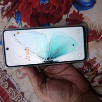 تكنو بوفا 7 5جي  جهاز نظيف مكفول من كلشي  سعر 290الف الملحقات فقط شحنه...