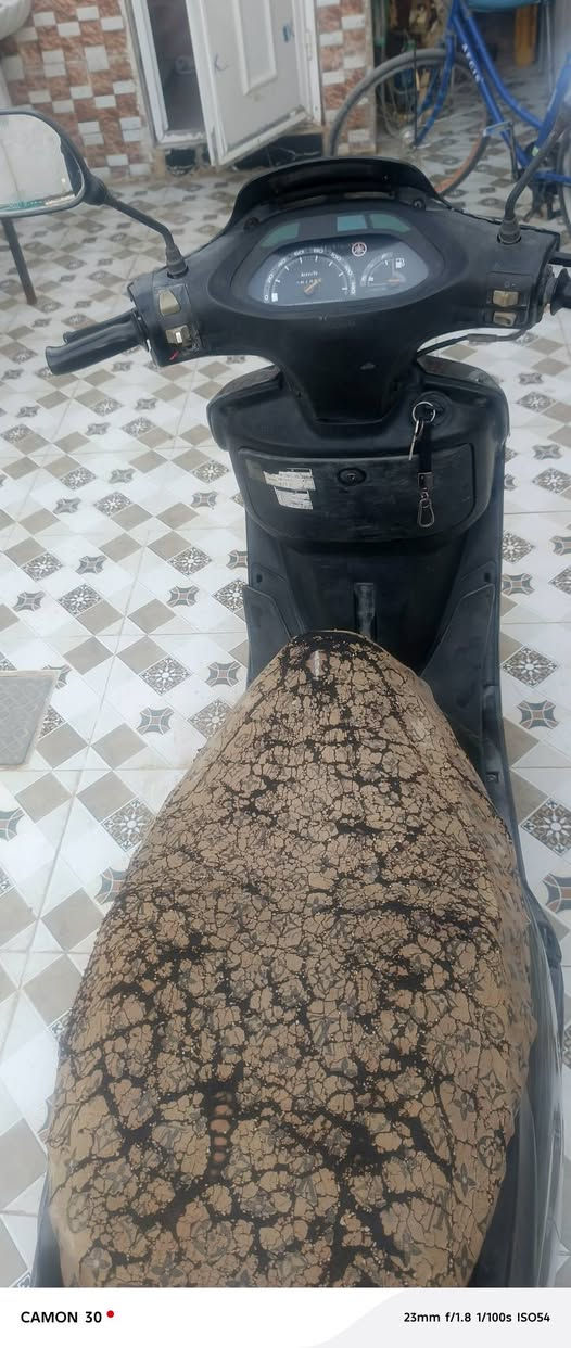 سلام عليكم دراجه فراشه فحل للبيع دراجه خير من الله لايت اشاير قفل استرين قفل جنطه سرعه معدل توني سويت اكلاجاته ما اذب عليه ربع السعر 375 اوبيه مجال للطيبين المكان ذي قار الغراف الرقم ***********
