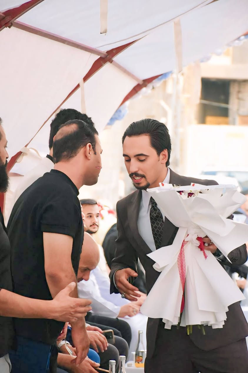 "أجمل التبريكات والتهاني المحملة بالورد بمناسبة الخطوبة، ألف مبروك."
"خطوبة مباركة، وعقبال الفرحة الكبرى بالزواج إن شاء الله." 

الاخ مؤمل رأفت عبد.  

المصور احمد رعد. للحجز ***********60 

باقي صور بقناتي التلي   

https://t.me/Ahmed_201020
