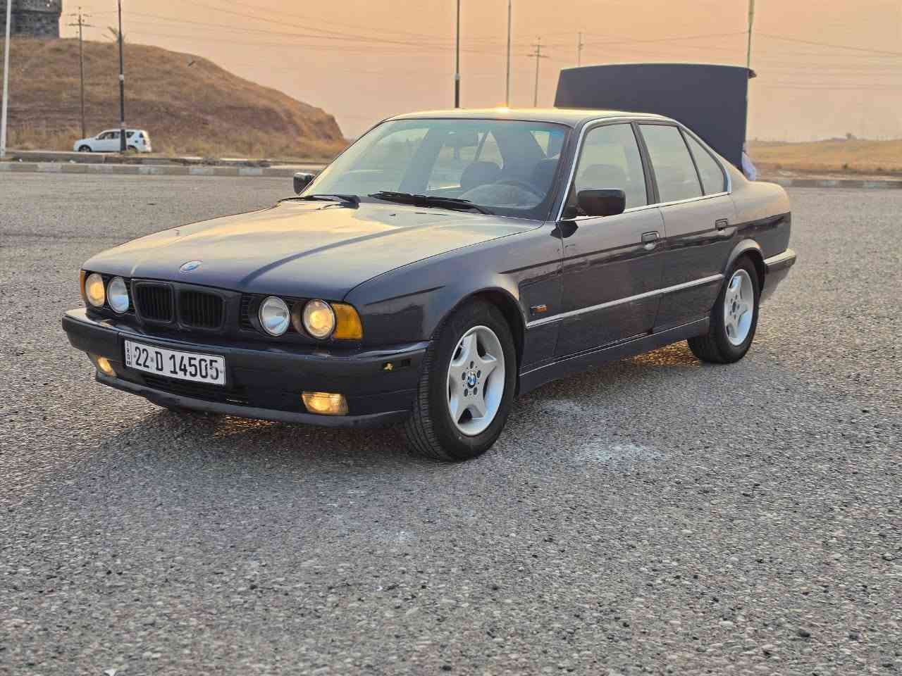 B M W 528 1993

پێش و پشتی کەپسە
پيش پان مكينة28 کةپس ديجتال
سەنەوی تا 2029
دەفتەر بانزینی هەیه 
گير و مةكينة بةشةرت
 تةبريدي لةسةر سويچ
4تاية و ويل تازةي لة ژيرة 
سەنەوی بەناو خۆمەوەیە
سعری 55  مەعامەلە
ژ.م  ***********
