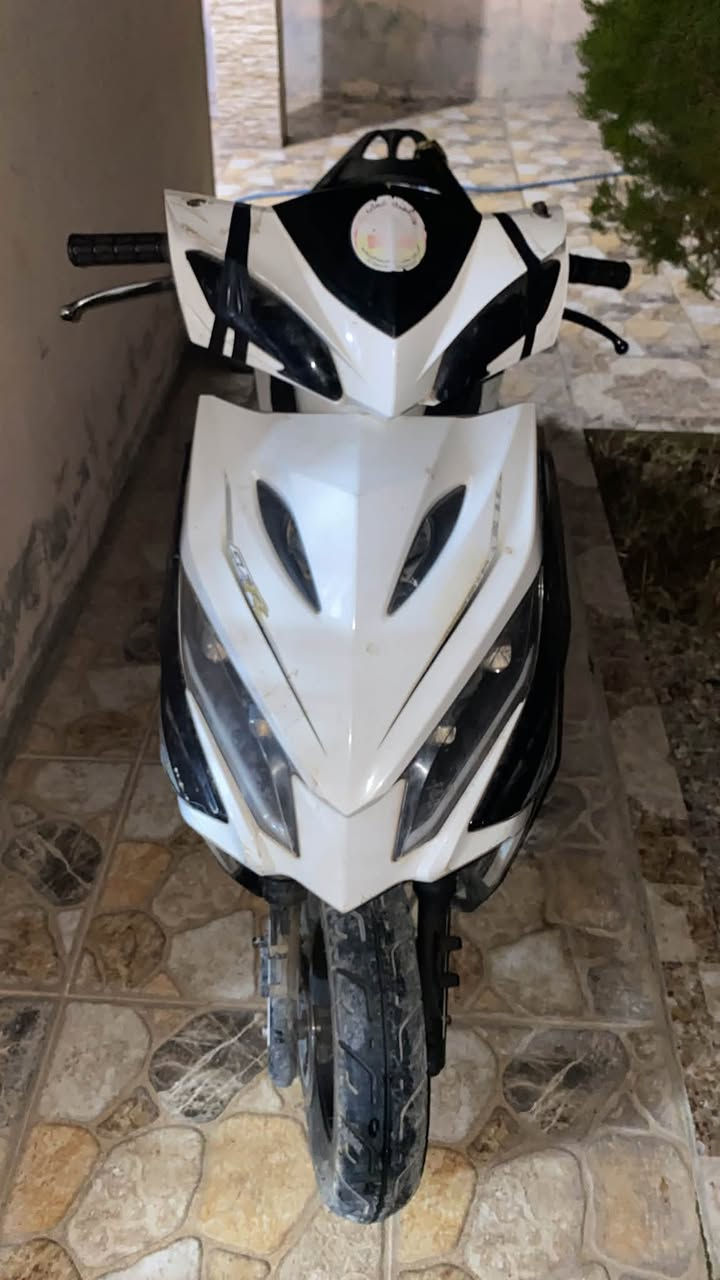 ماطور للبيع سكنس ماطور أي عيب مابي شرط محرك مفتوح كبل أسبوع بدلت بستم وبوشه مابي صرف ماطور مال شغل ومال ونسه.ماطور يرادله بس تعير البريك الورا سعر بل خاص او اتصل واتساب ***********
