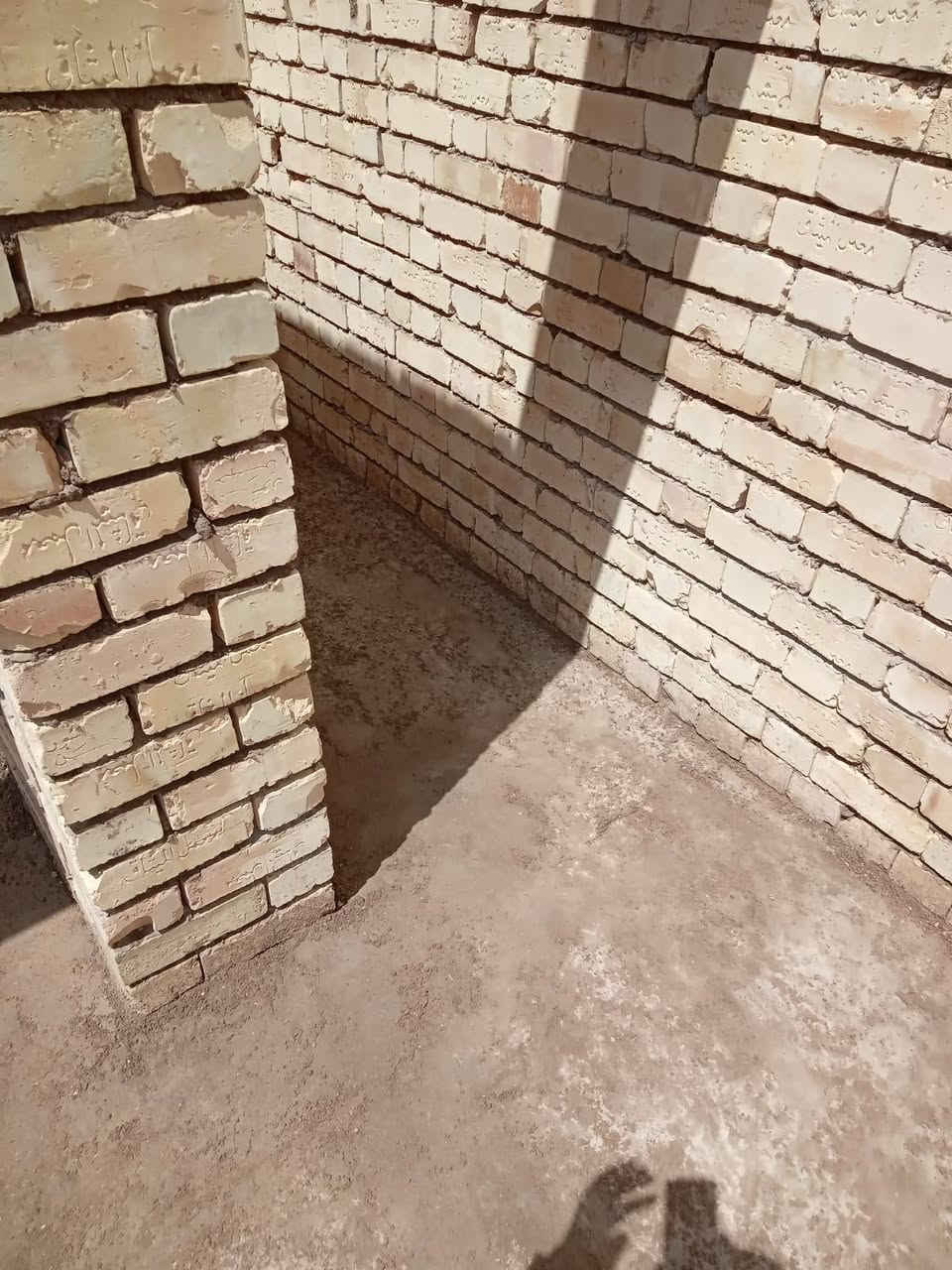 ألسلام عليكم خلفات بناء  داخل بغداد فقط ***********
