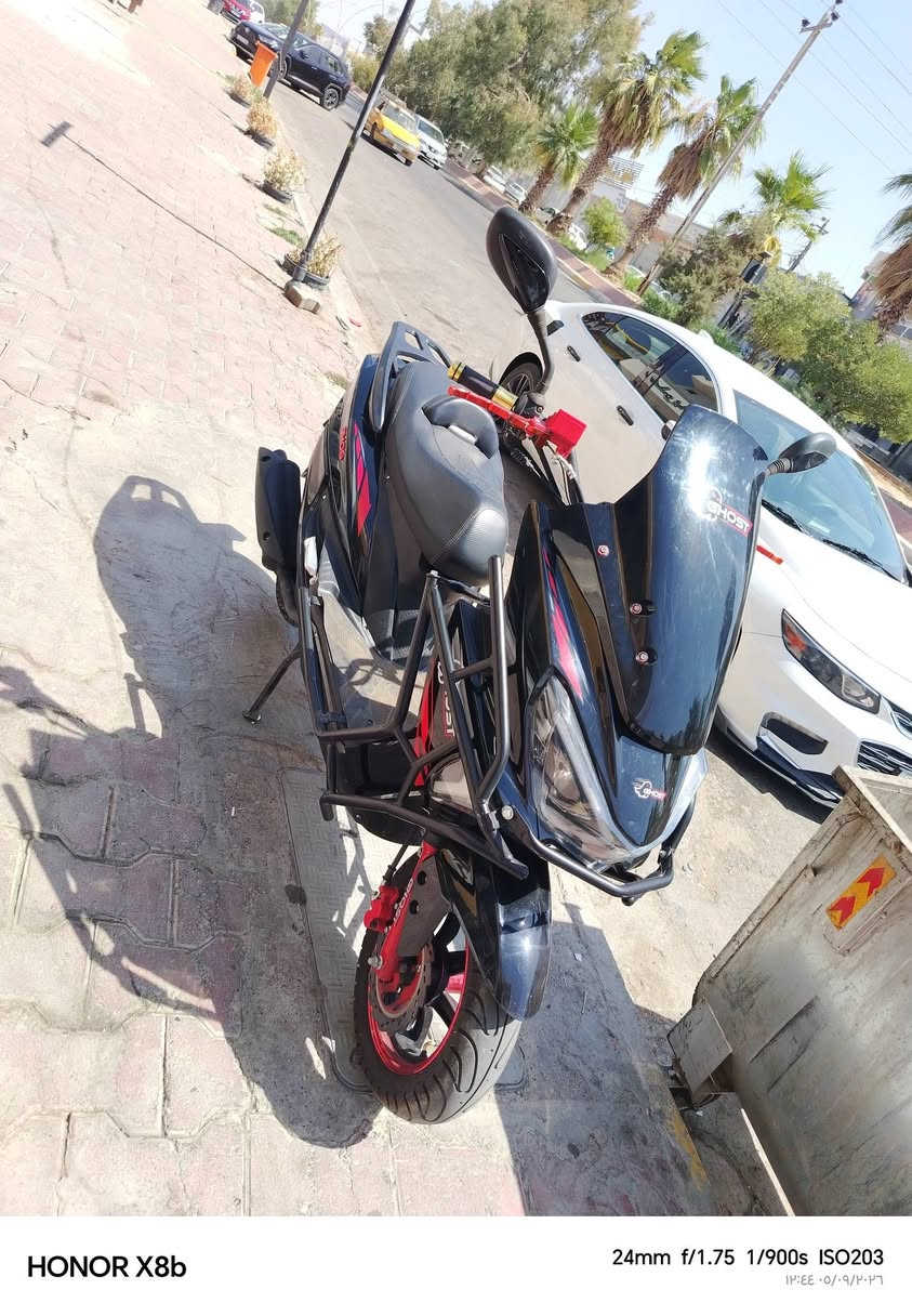 دراجة Ghost للبيع 🔥
مستعجلل🏃🏃🏃 

النوع: Ghost
الفئة: رياضية
اللون: أسود × أحمر
شكل رياضي وواجهة أمامية LED
زجاج أمامي رياضي
حمايات جانبية كاملة
مراية جانبية
إطارات وجنوط رياضية
الدراجة حسب الفحص والمعاينة

الموديل: [2025]
لاشخط مصارله سبوع من أخذته وأخذته ١٢٥٠٠٠٠ وروح اسئل رايده ٧٥٠ الف وبي مجال قليل كلش
***********
