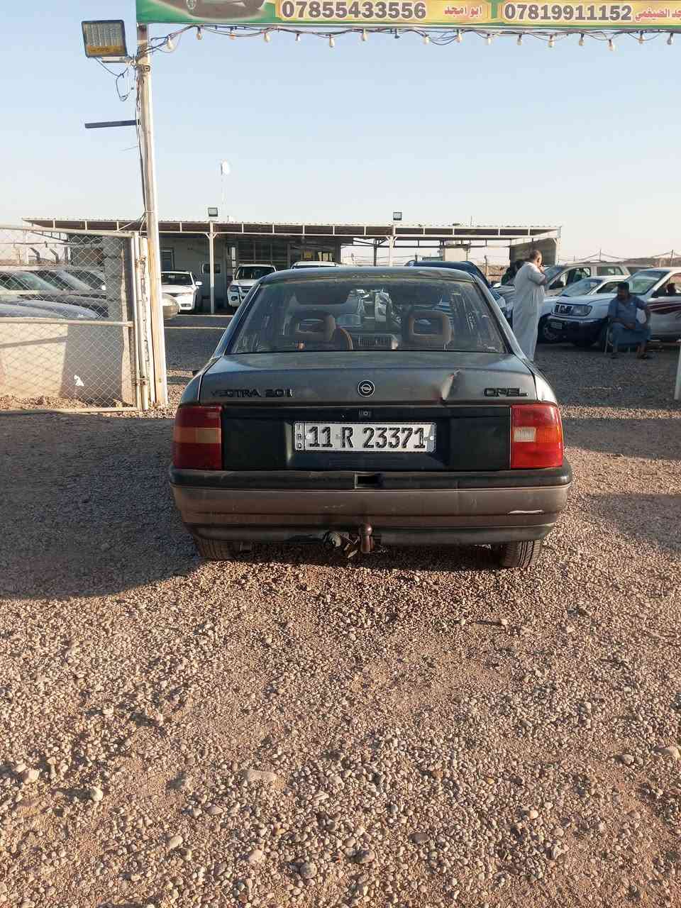 ‏سلام عليكم . .  سياره فكترا موديل 89
‏
‏السياره  مبدل بيه باب ول باقي مكفول  الكهربائيات كلها شغاله صدر نضيف 
‏
‏المحرك 2000   . مكفول كير اتماتيك  رقم بغداد  تحويل بنفس اليوم مشروع
‏ وطني 
‏
‏السعر 23 وبيها مجال 
‏
‏مكانه الرمادي جويبه 
‏
‏الهاتف*********** 
‏
‏
‏
‏
‏ 
‏
