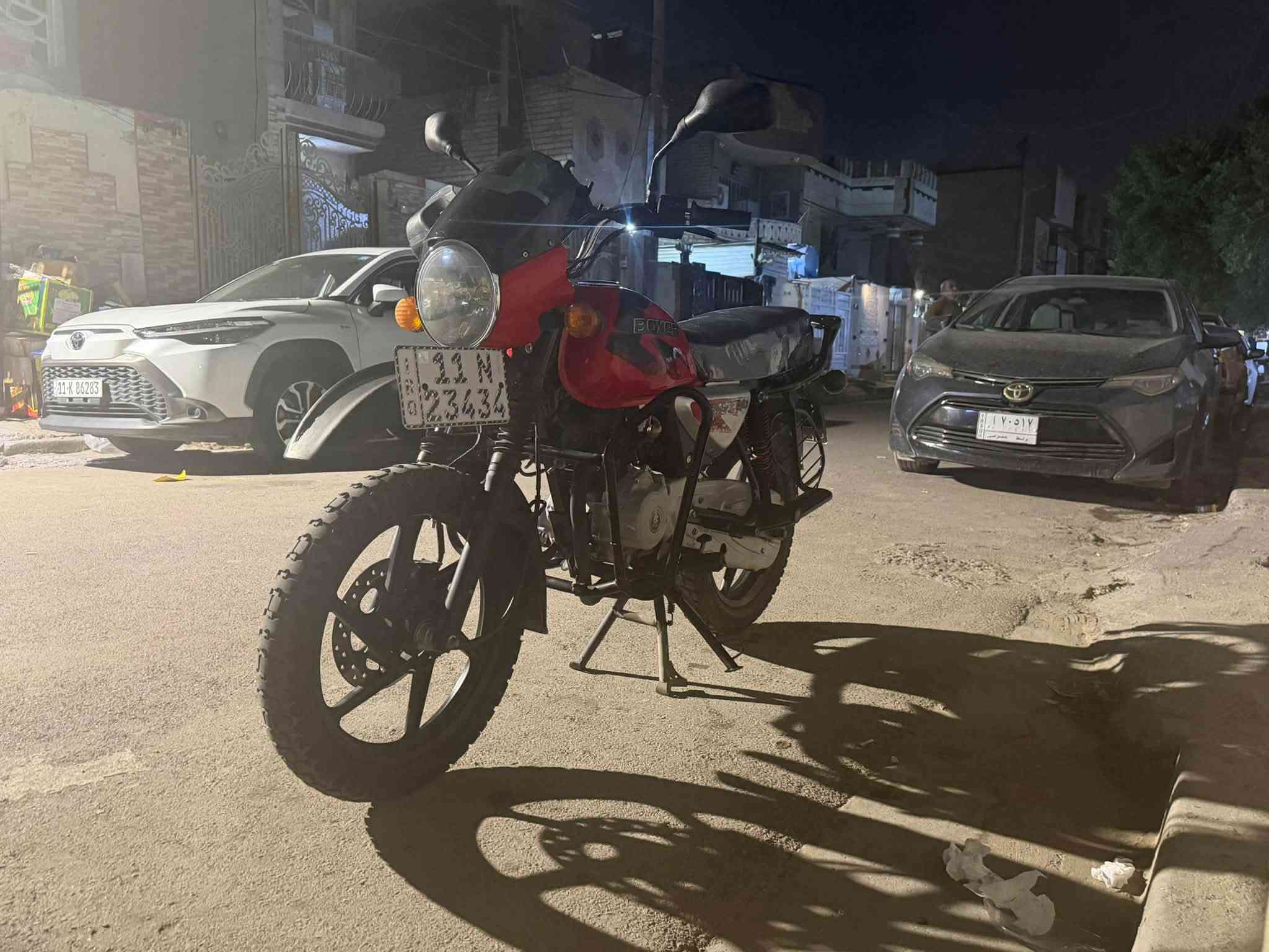 السلام عليكم بوكسر موديل 23 نزول 24 شهر ل7 مرقم لوحه وسنويه إنكليزي باسمي هزه جديده تحويل ثاني يوم مكفوله كفاله عامه مكاني الحريه
***********
