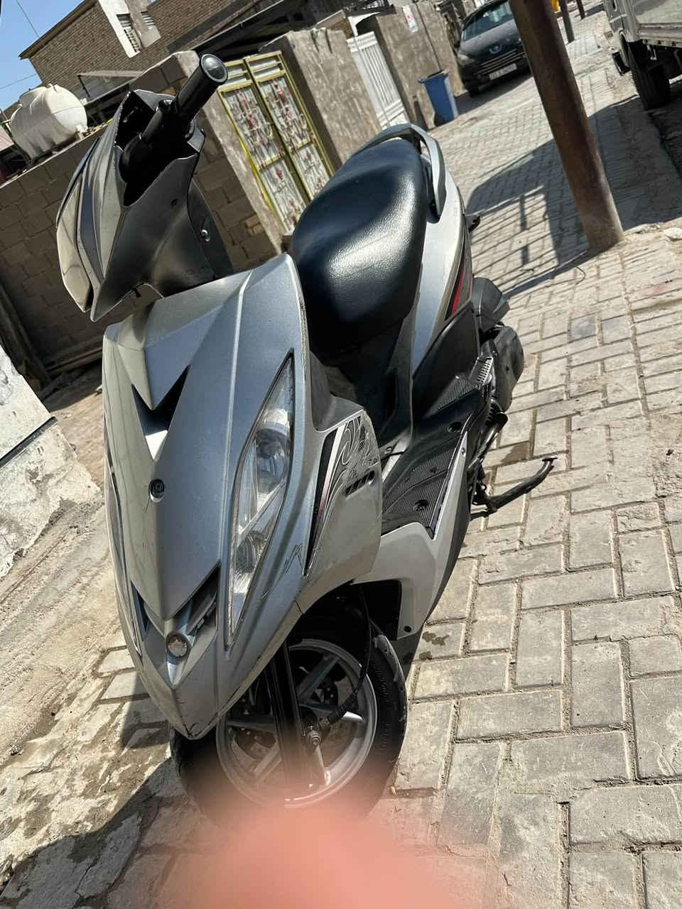 سلام عليكم 
جيتي ار لون رصاصي خمسينيه
دراجه مكفوله كفاله عامه مكينه وكفر ختم واحد دراجه خير من الله كله شغاله مابيه اي نقص سعر مليون وبيها مجال بسيط حك الجيه مكاني بلديات للستفسار عل رقم ***********

