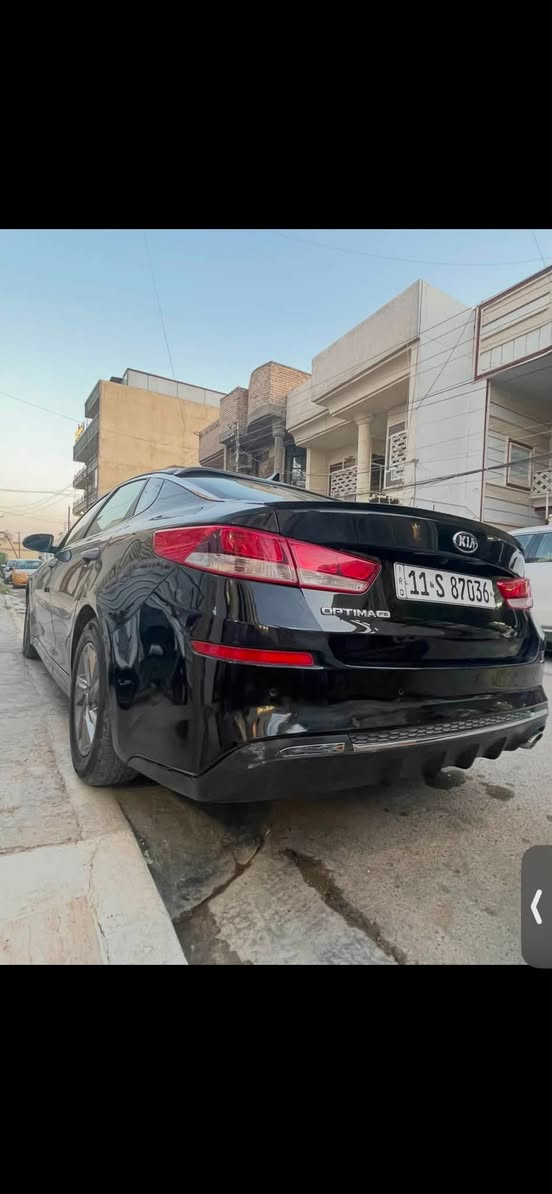 السلام عليكم
كيا اوبتما ٢٠٢٠ 

وارد امريكي 

ماشيه٩٧

لون اسود

رقم بغداد بسمي 

حادثها فقط بنيد صبغ ودعامية

مواصفات 

لد نهاري

ماصدات جديد

تاير جديد

شاشه

كار بلي

كامره دواره 

حساسات

كروز سرعه

تحديد مسار 

رادار

نقطه عمياء

اشاره بالمرايه

مانع انزلاق 

تحكم ستيرن

٣ وضعيات سياقه

مكينه ٢٤٠٠ جي دي اي

لايت زنون

كير مكيته تبريد كفاله

السياره صافيه ونضيفه

مكاني بغداد الحريه 

السياره معروضه125 وبيها مجال

للاستفسار *********** واتساب
