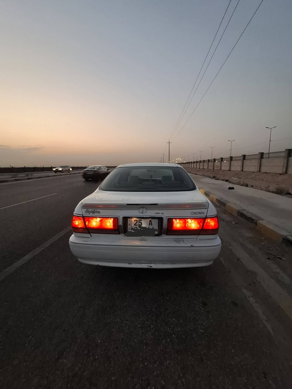 سلام عليكم ملكه للبيع موديل 2001 كفاله عامه من كص ونقل جثه واصواليات رقم كركوك نكليزي هزه جديده بسمي سياره مكانه نجف سعر ١٢٠ وبيه مجال للاستفسار خاص او اتصال ***********
