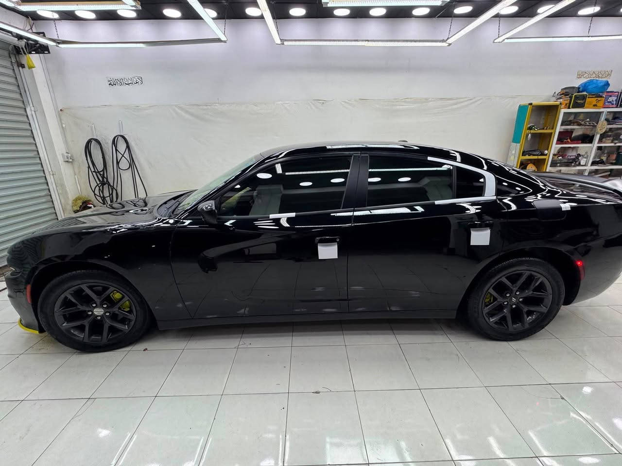 السلام عليكم
تشاجر sxt  2018
سيارة كفاله عامه لا ضربه ولا تبديل 
فقط بارد كد شبر بالجاملغ الامامي 
حادثها سرقه كشنات 
رقم بغداد جاهزه ما تذب ربع عليها 
بأسمي مداور ثاني يوم 
السعر 205 مع مجال بسيط
مكاني ناصريه مركز 
***********
