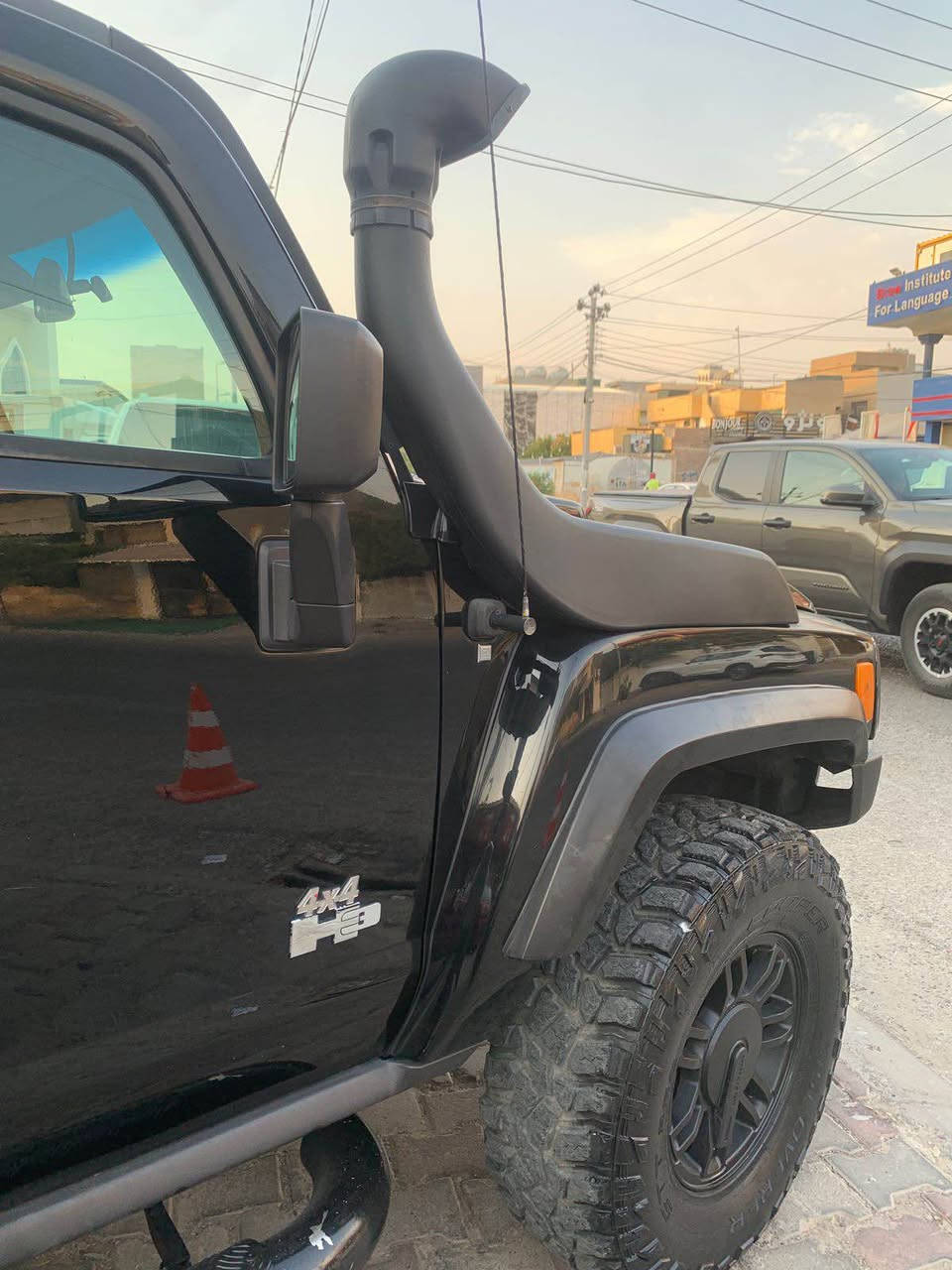کـــوردی 
فرۆشتن و گۆڕینەوە
کــــــۆد / ٢٤٤ 
هەمــــــەڕ  ۲۰۰٨ 
کلین بێ سبوغ 
بێ تەعـــــدیل 
مەکینە V5 
گێڕ و مەکینە بەشەرت 
ڕەقەم و سەنەوی نوێ 
ڕۆیشتن / ٢٦٥ هەزار کم 

نـــــرخ /١٢٨مجال 
ناونیشان هەولێر 
مۆبایل / ***********

عربي 
بیع و مراوسة 
همـــــر  2008
کلین بدون سبغ 
بدون تعــــدیل 
محرك / V5 
جیر و مـحرك كبس 
 رقم و سنویة جدید 
ماشي / ۲٦٥   الف کم 

سعر / ١٢٨ مجال
عنوان اربیل 
واتس اب / *********** أربيل, العراق
