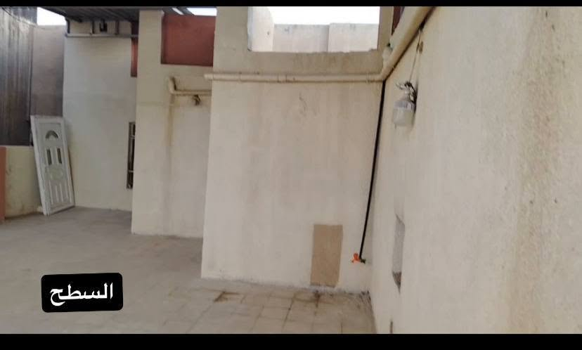 🏠✨ للإيجار – بيت واسع ومميز في بعقوبة ✨🏠

📍 الموقع المميز: بعقوبة – خلف سينما ديالى
📐 المساحة: 300 م²
🏢 الطابق: الثاني
🏗️ البناء: طابوك

💰 الإيجار: 275 ألف فقط

📞 للتواصل: ***********
📲 اتصال أو واتساب فقط
🏡 تفاصيل البيت:
• غرفة نوم واحدة 🛏️
• صالة
• مطبخ
• صحيات منفصلة
• سطح
• خطّار
✨ موقع مميز ومساحة واسعة، مناسب للسكن العائلي.
