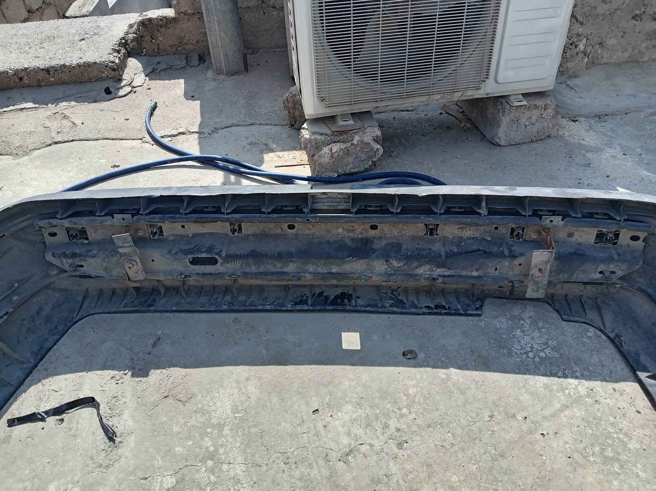 دعامية خلفية  هي والبراكيت مالها الحديد مال اوبل فكترا موديل 95 دعامية مال كصة جديده عنواني موصل حي العامل سعر60 ***********

