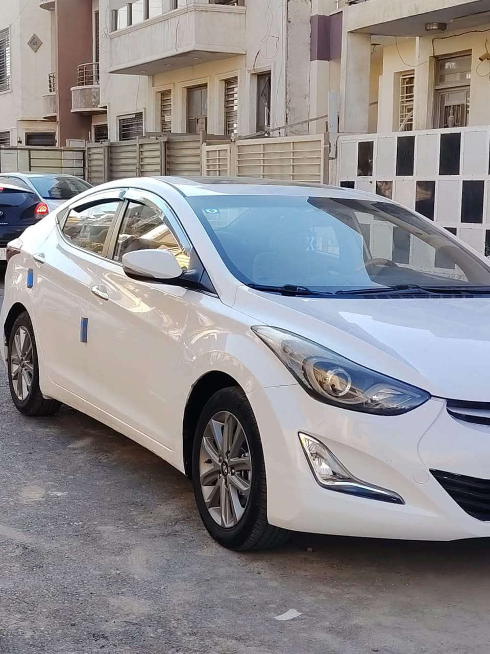 السلام عليكم ورحمة الله وبركاته
للبيع النترا ٢٠١٦ خليجي 
رقم بغداد باسمي 
رقم وهزة جديد 
مكينة ١٨٠٠ 
ماشية ١٢٠ الف 
فول مواصفات 
فتحة 
اشاير مري 
مري كهرباء 
٤ دسك 
لايت عدسة 
بك لايت لد 
فتحة سقف 
تبريد قطعتين 
تحكم ستيرن جهتين 
السيارة مكفولة من الضربة والصبغ والتبديل بيها  مكانات بارد فقط ودوسة صبغ 
المكينة مكفولة من التبخير والتنقيص 
عارضها ب١١٠ وبيها مجال بسيط 
مكاني السيدية 
الشراي يتصل ويدلل
***********
